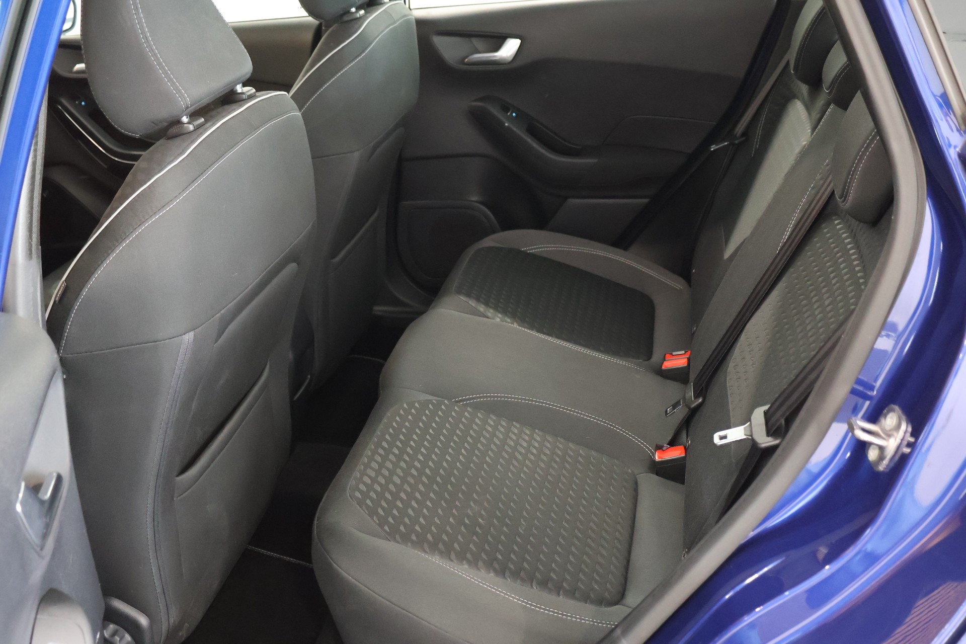 FORD Fiesta 1.0 SCTi Titanium-image-11