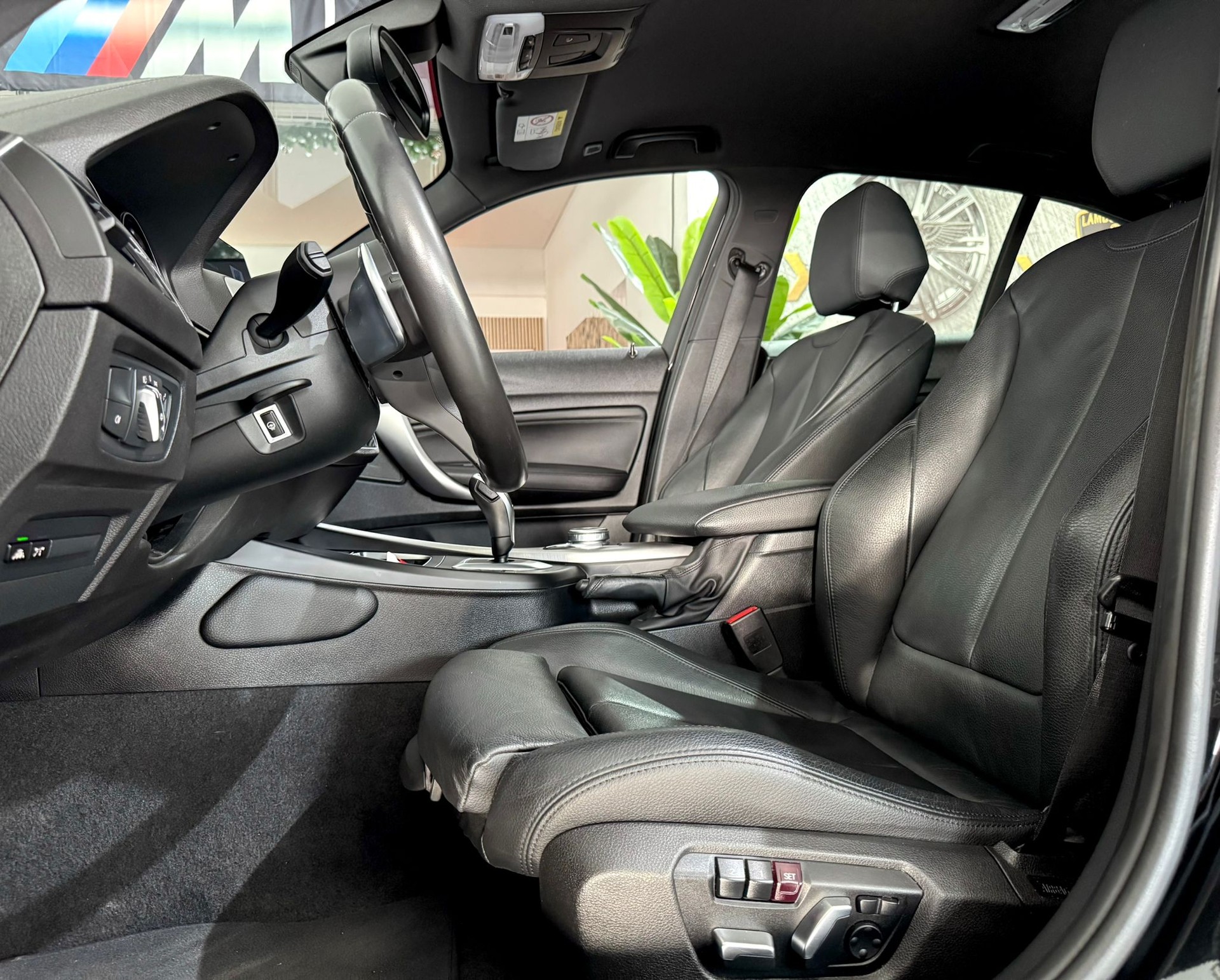 BMW M140i xDrive Swiss Performance Edition Steptronic-image-7
