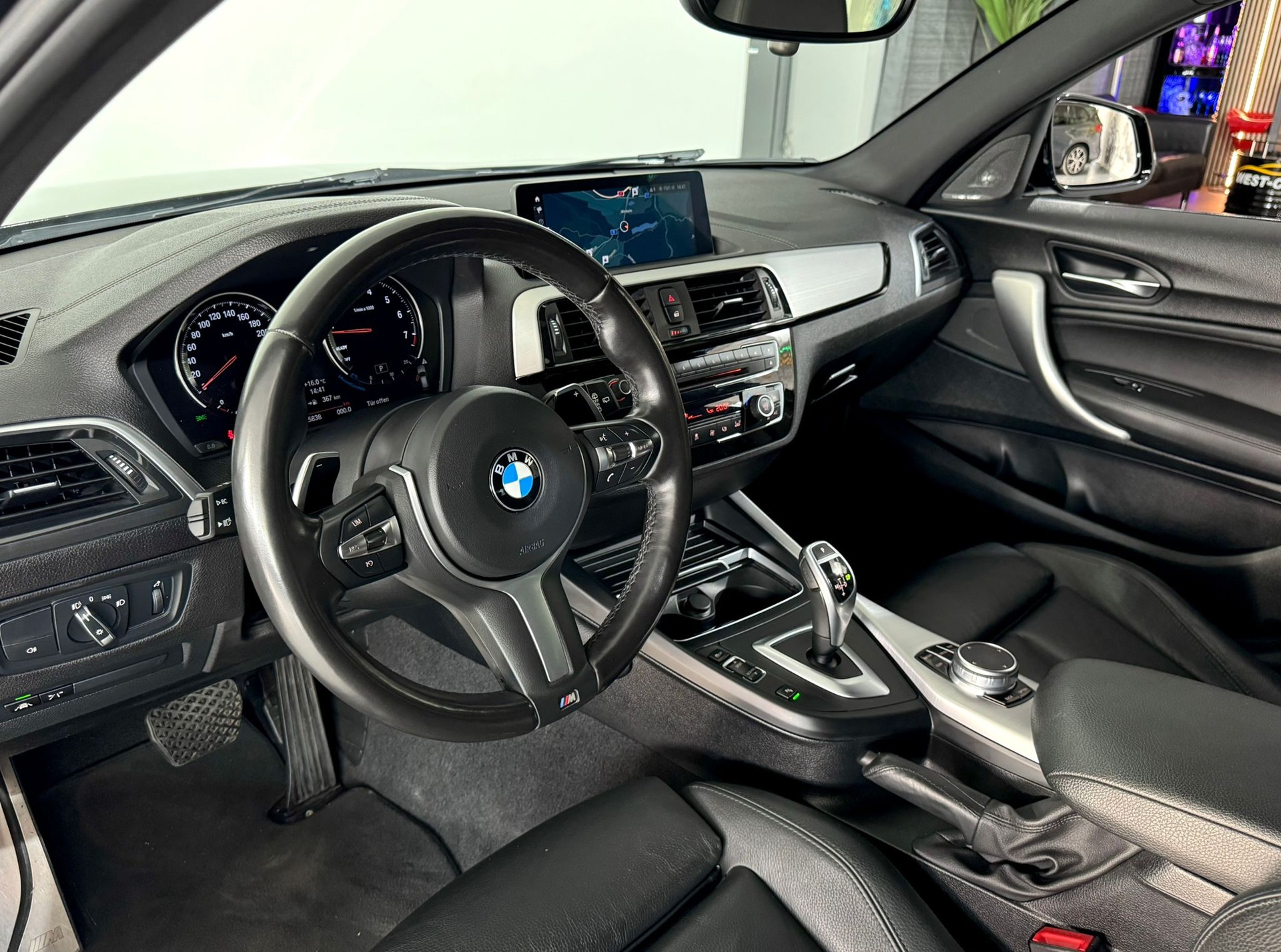 BMW M140i xDrive Swiss Performance Edition Steptronic-image-5