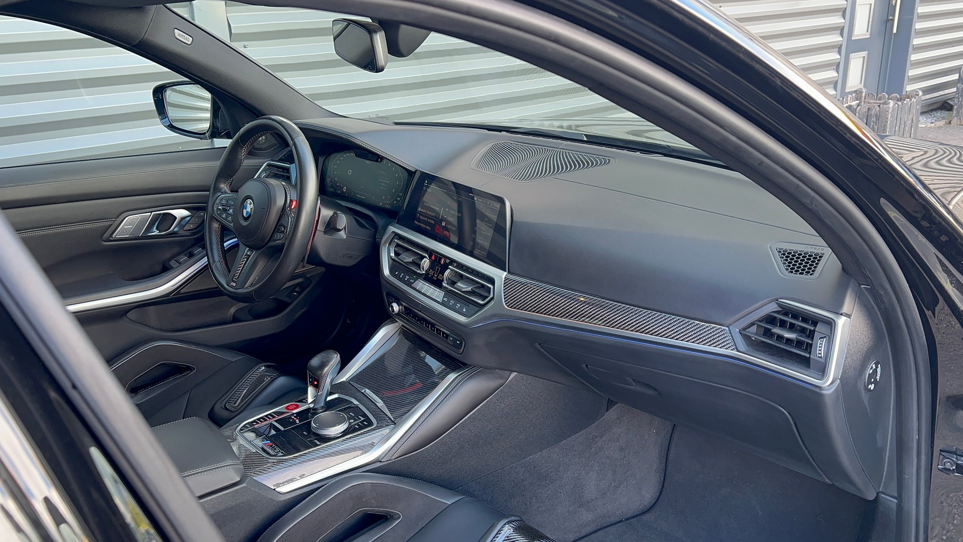 BMW M3 Competition M xDrive-image-9