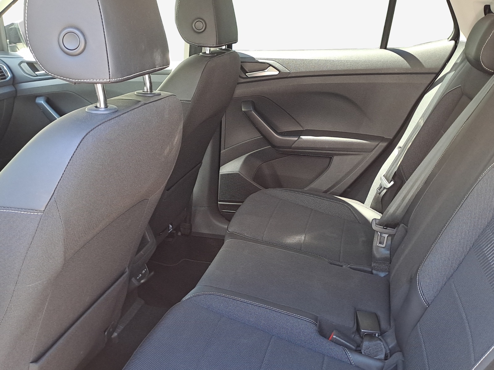 VW T-Cross 1.0 TSI Style DSG-image-11