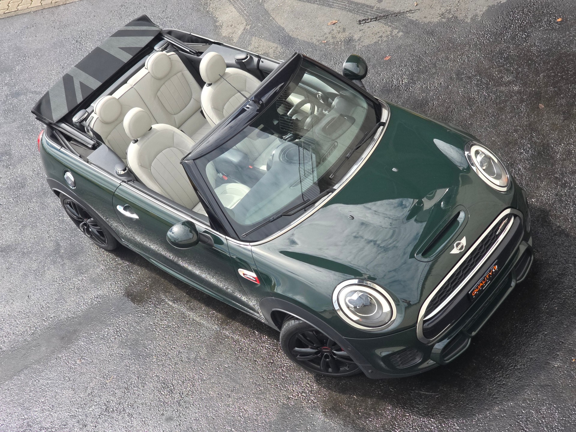 MINI Cooper John Cooper Works Cabriolet Steptronic-image-0