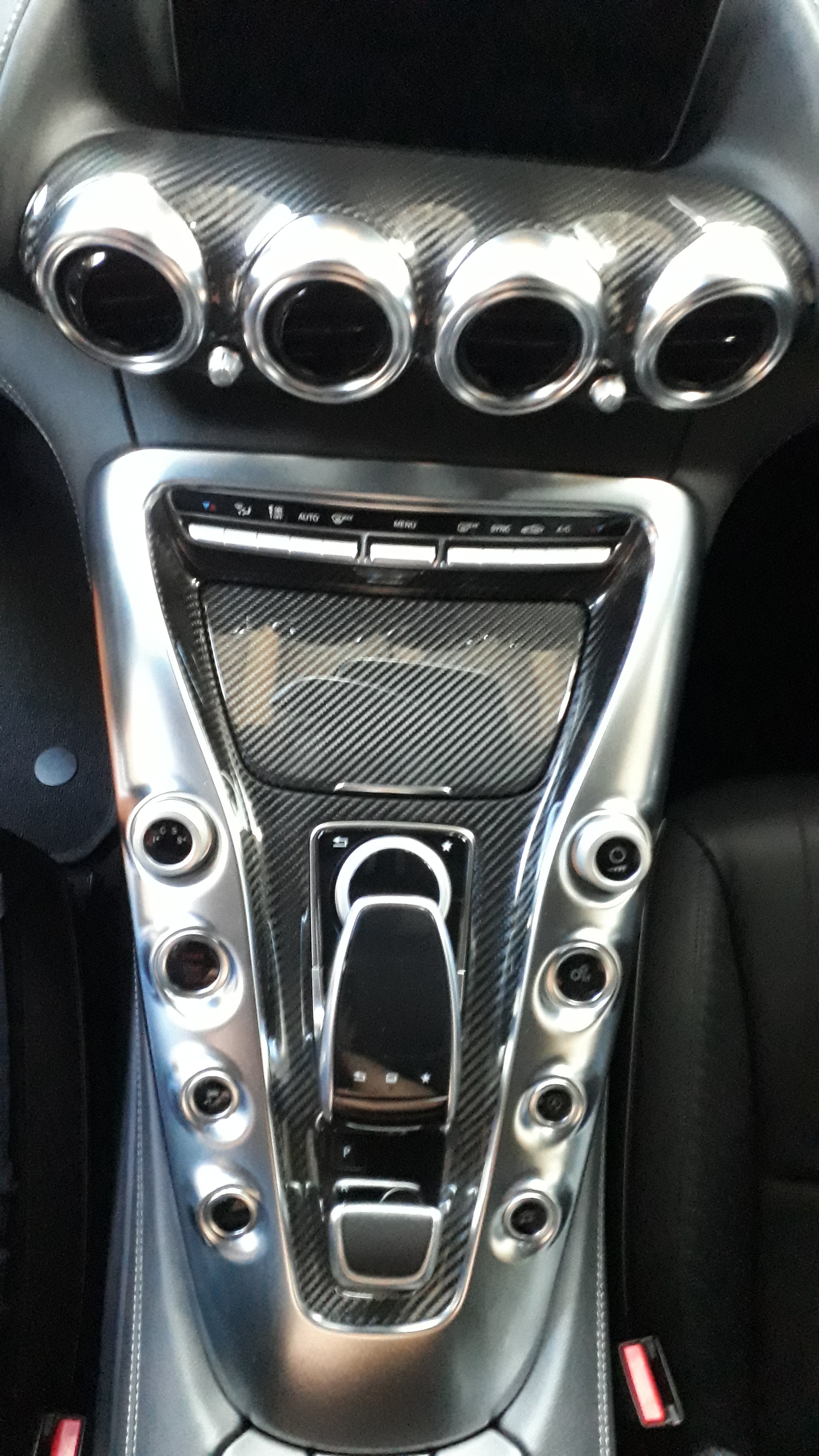 MERCEDES-BENZ AMG GT-image-1