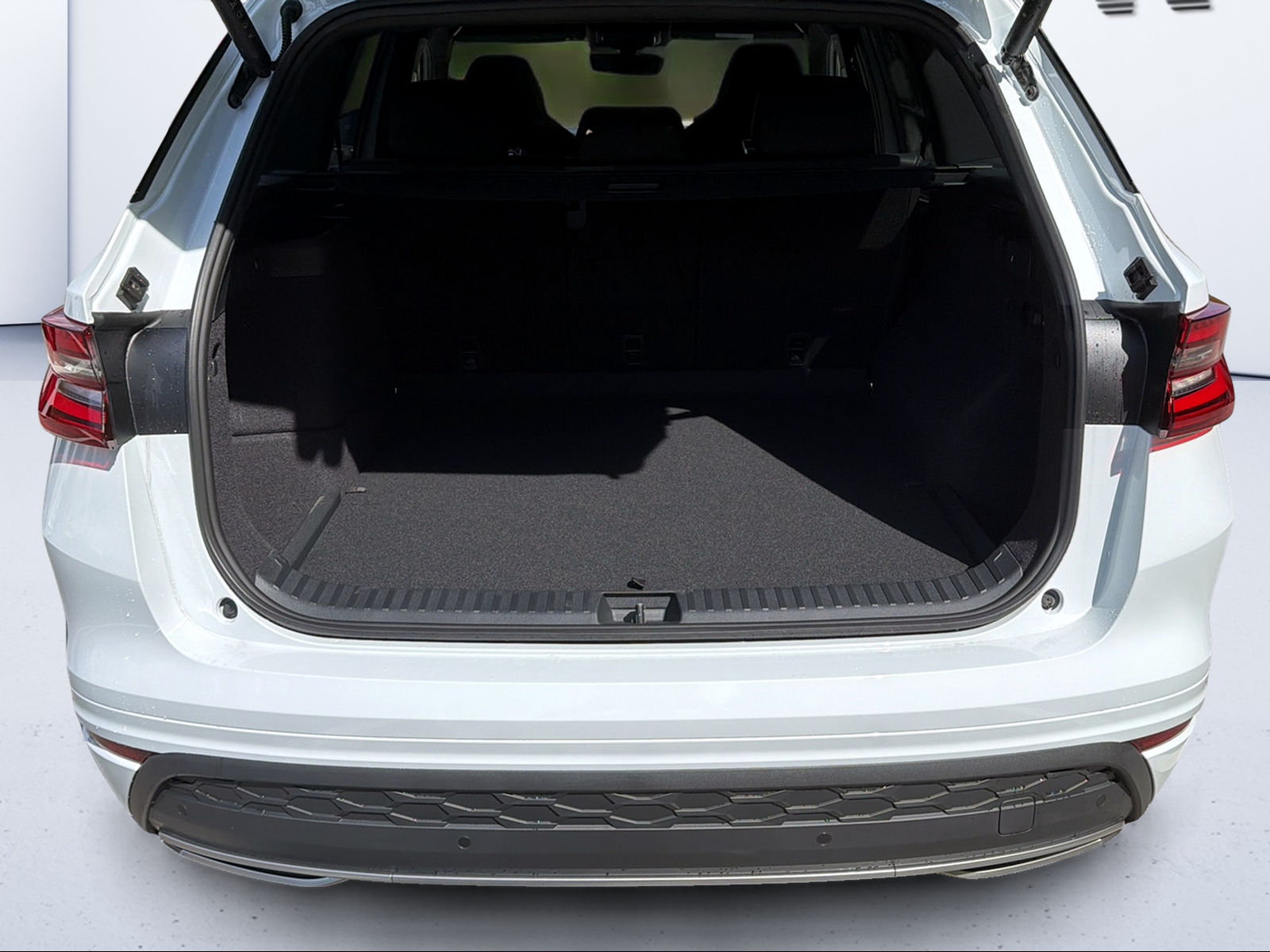 SKODA Kodiaq 1.5 TSI PHEV Sportline-image-8