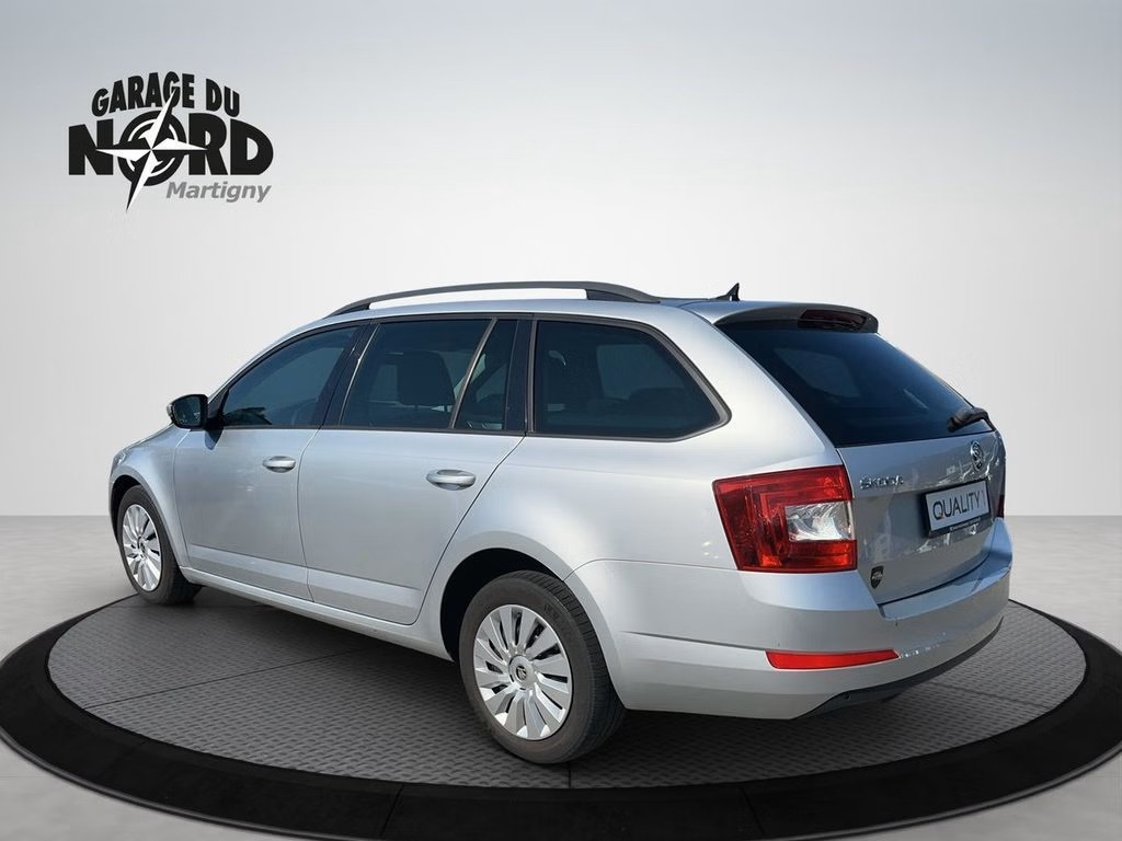 SKODA Octavia Combi 1.6 TDI Ambition DSG-image-3