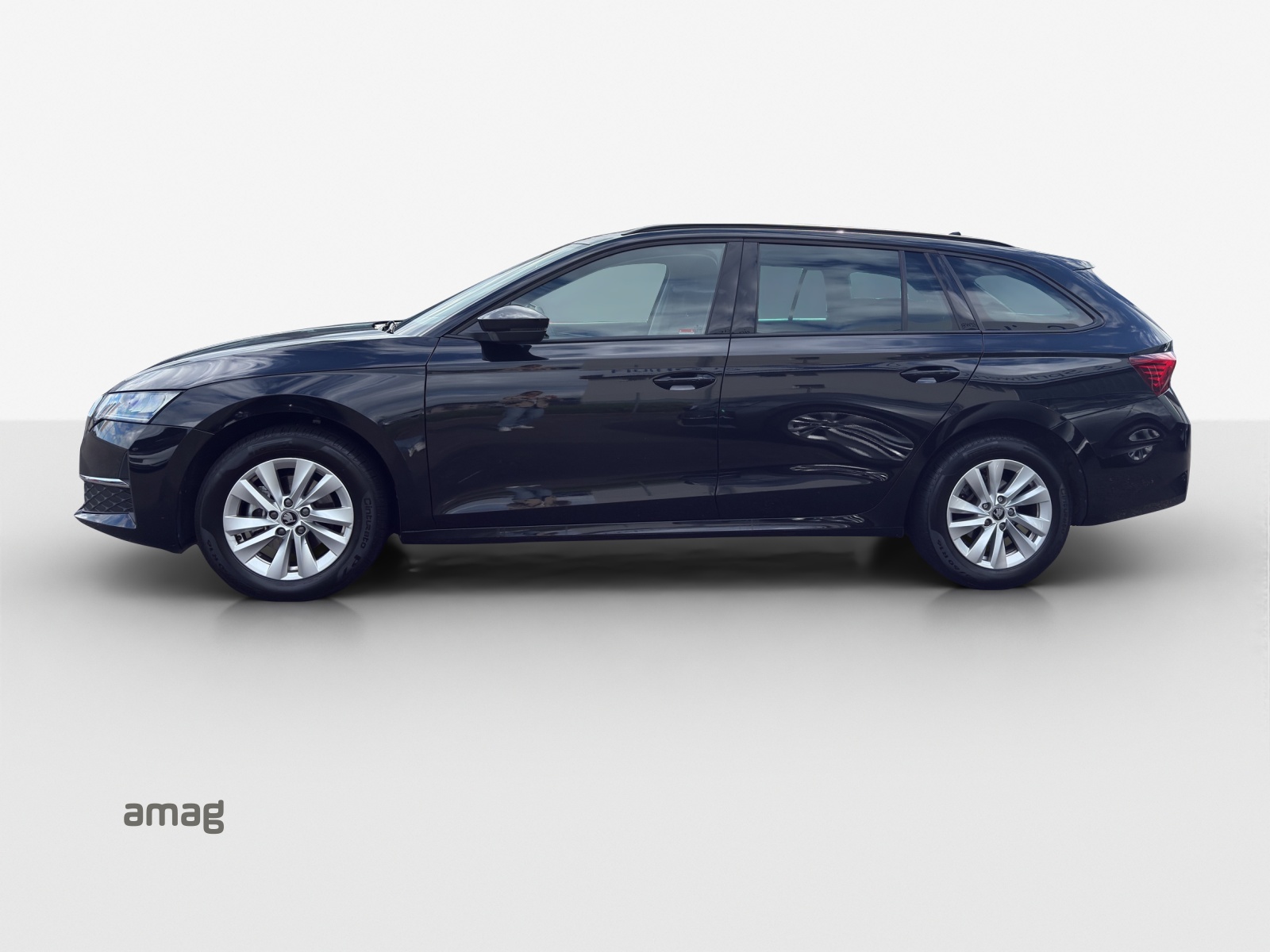 SKODA Octavia Combi 1.5 TSI mHEV DSG Dynamic-image-1