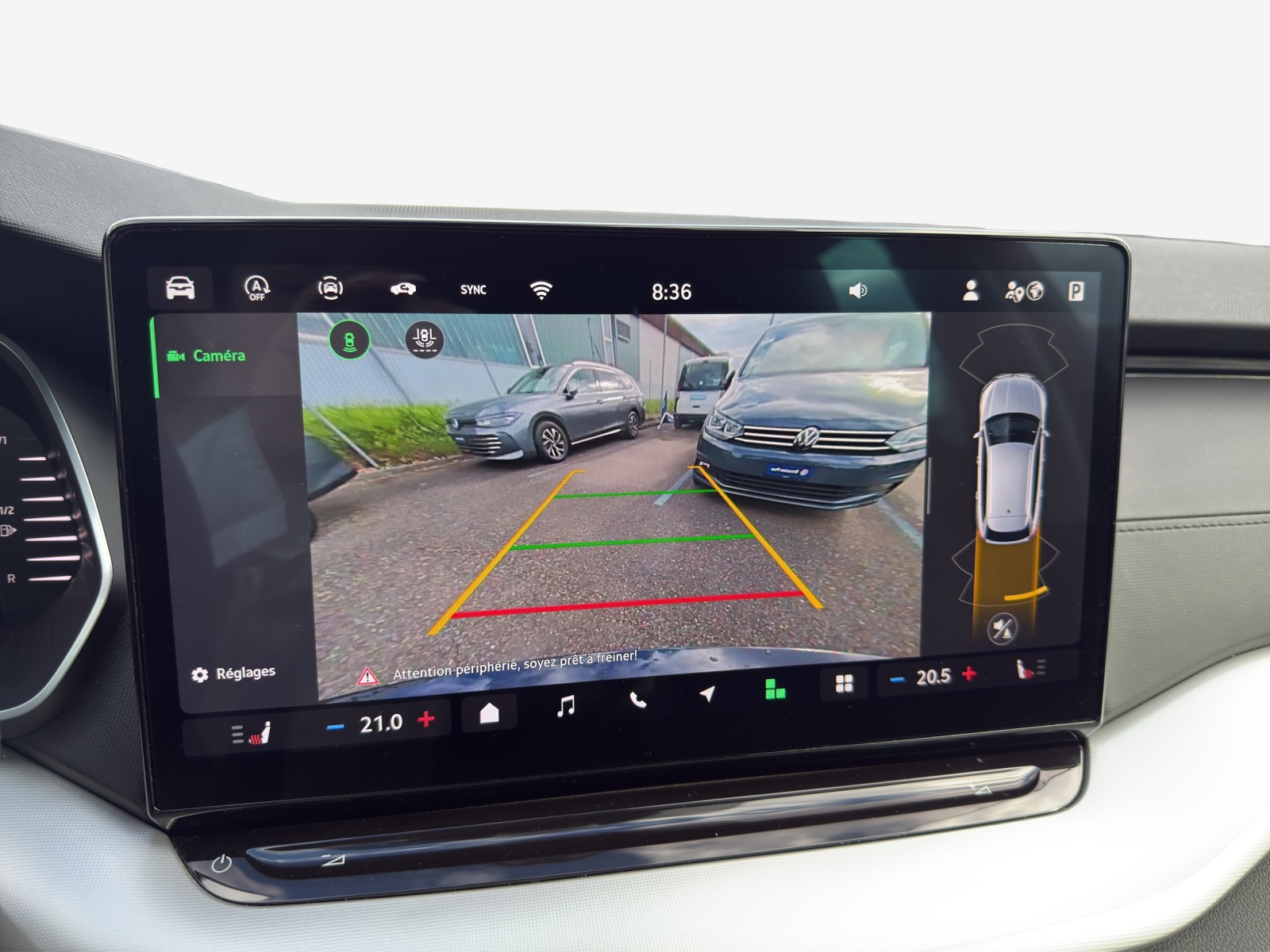 SKODA Octavia Combi 1.5 TSI mHEV DSG Dynamic-image-14