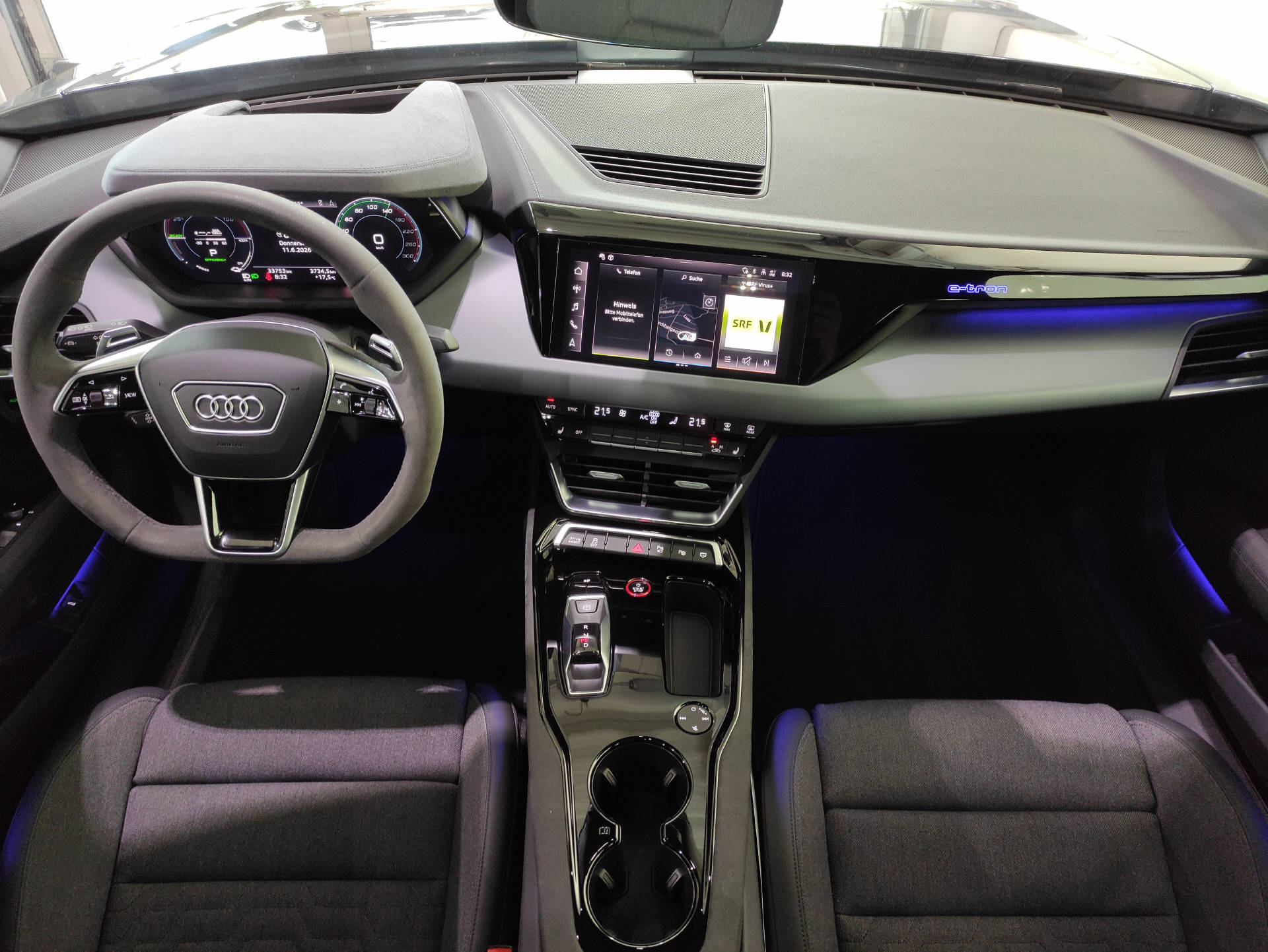 AUDI e-tron GT quattro-image-15