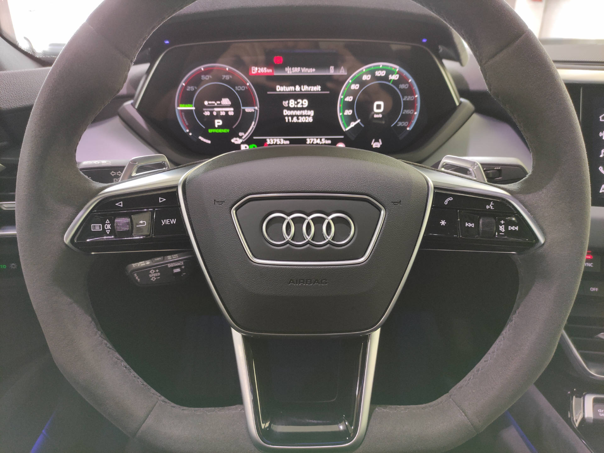 AUDI e-tron GT quattro-image-7