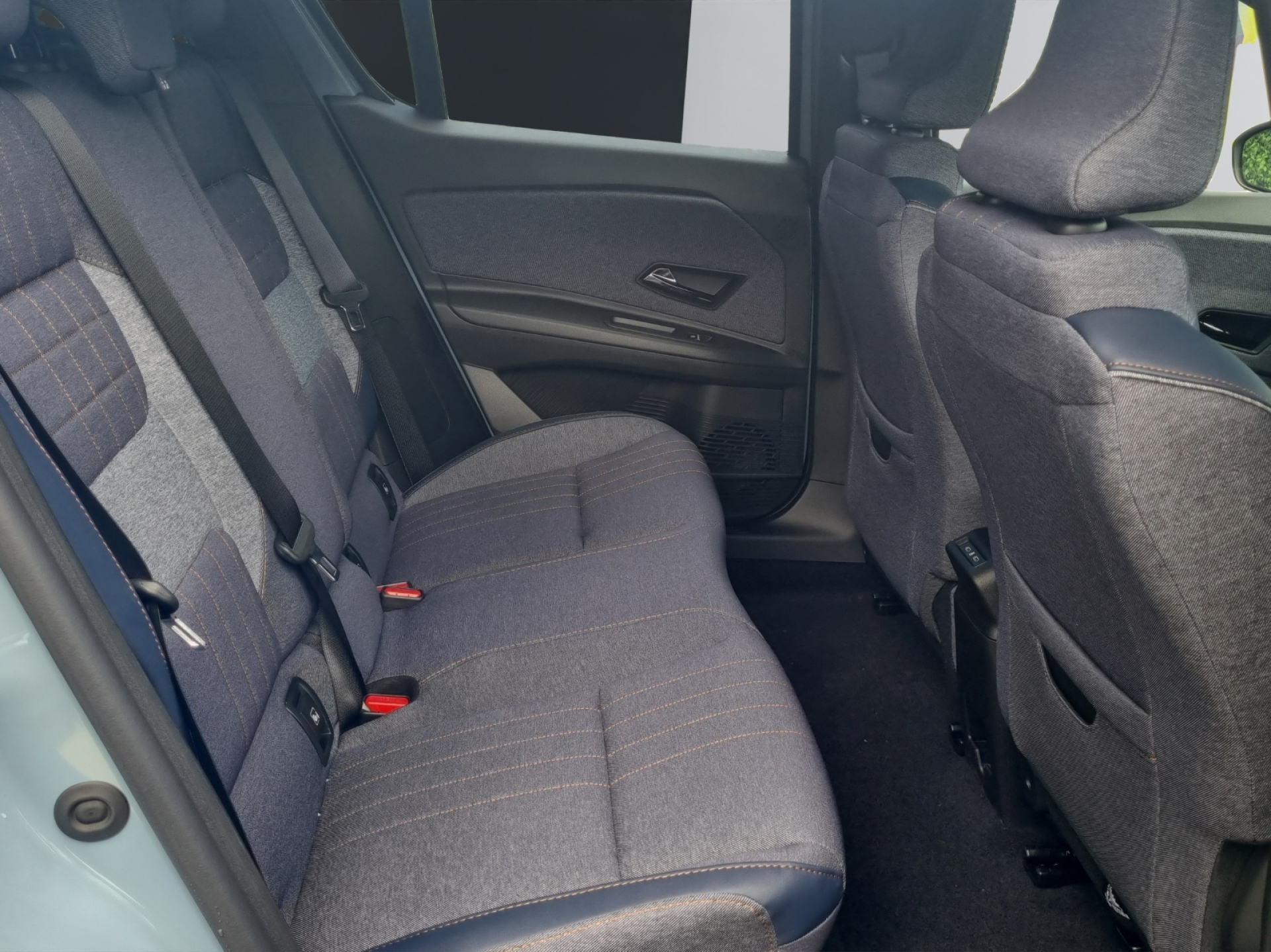 RENAULT R4 E-TECH ELECTRIC techno 150PS Comfort Range-image-13