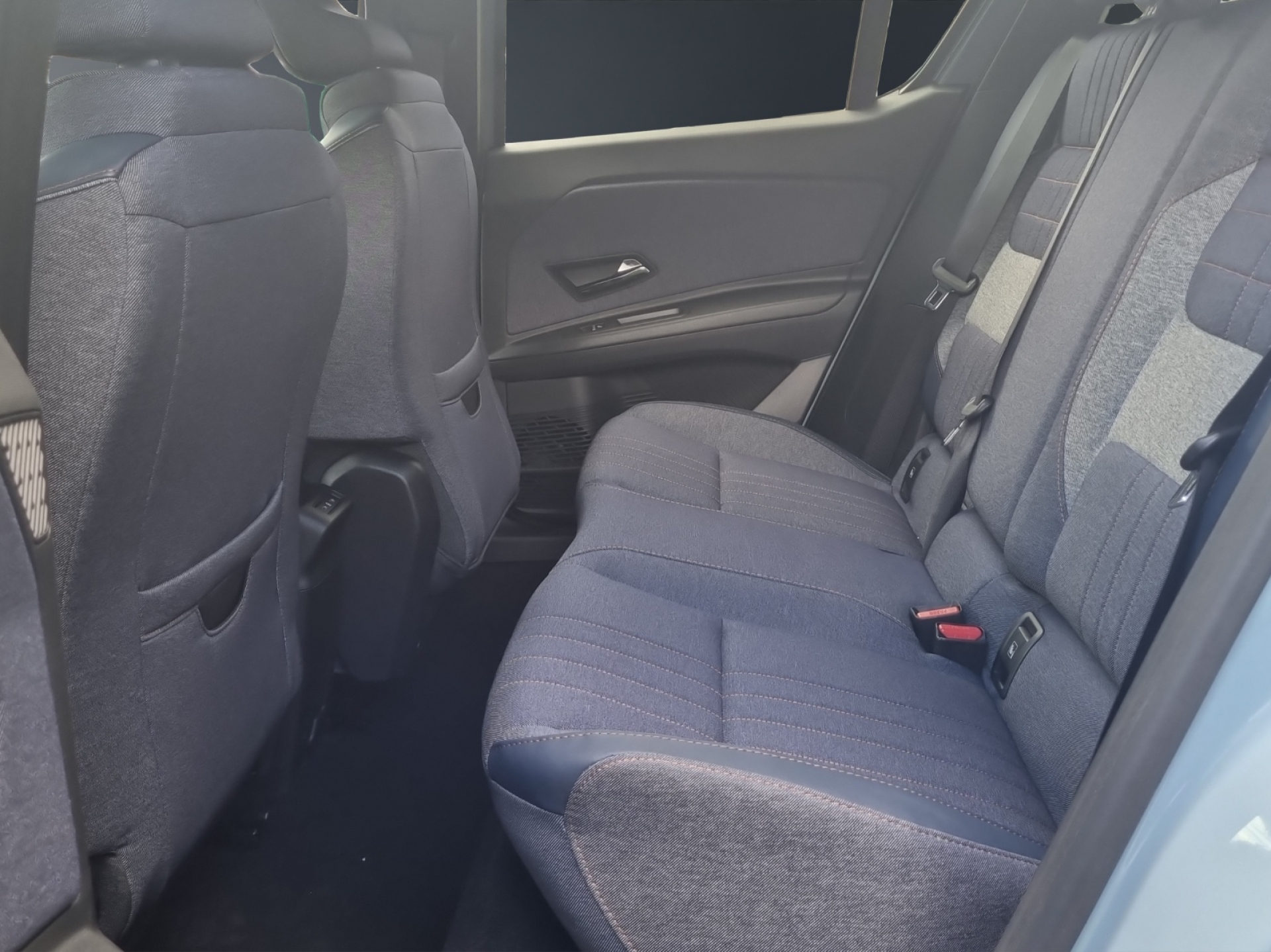 RENAULT R4 E-TECH ELECTRIC techno 150PS Comfort Range-image-9