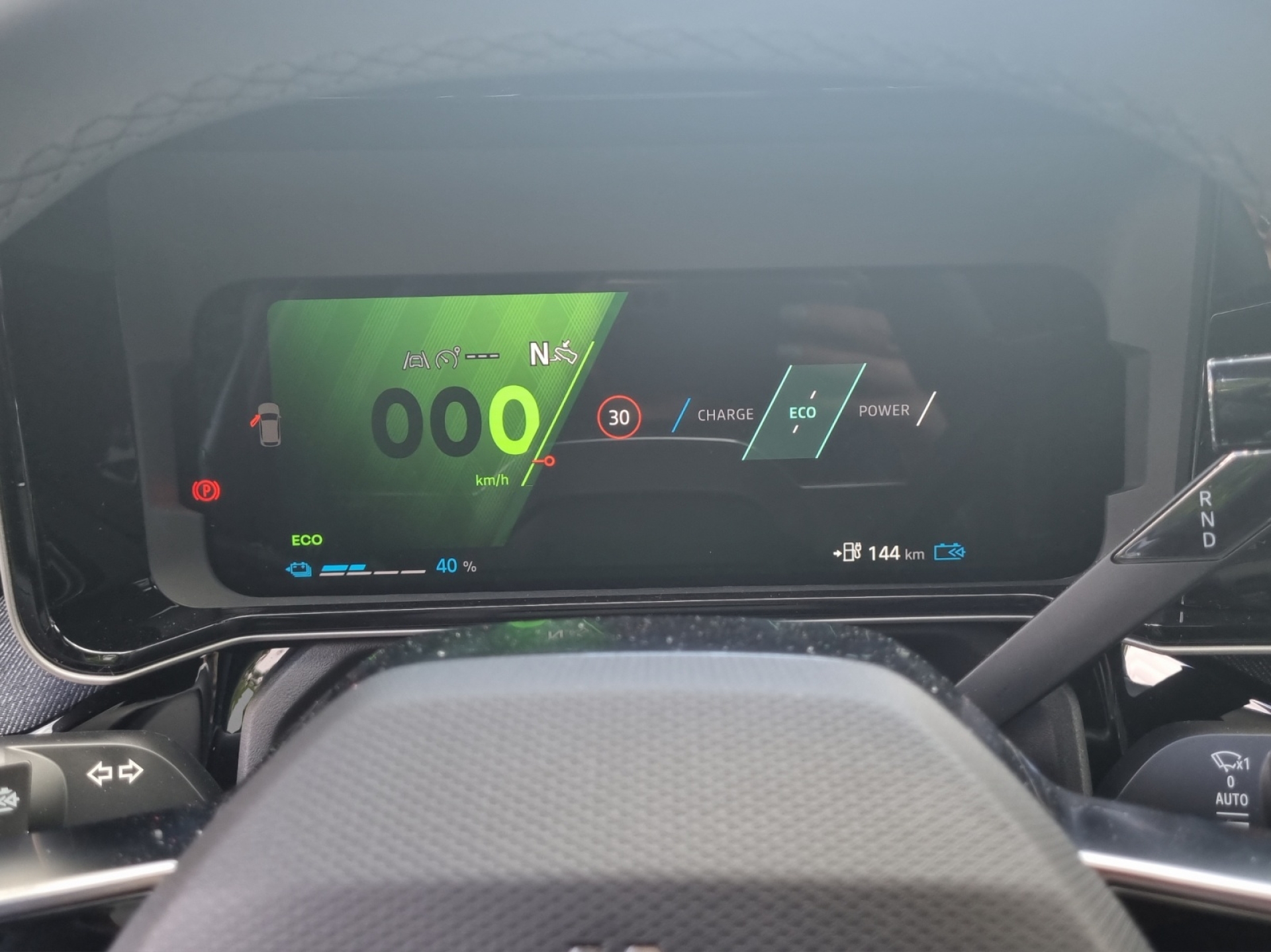 RENAULT R4 E-TECH ELECTRIC techno 150PS Comfort Range-image-8