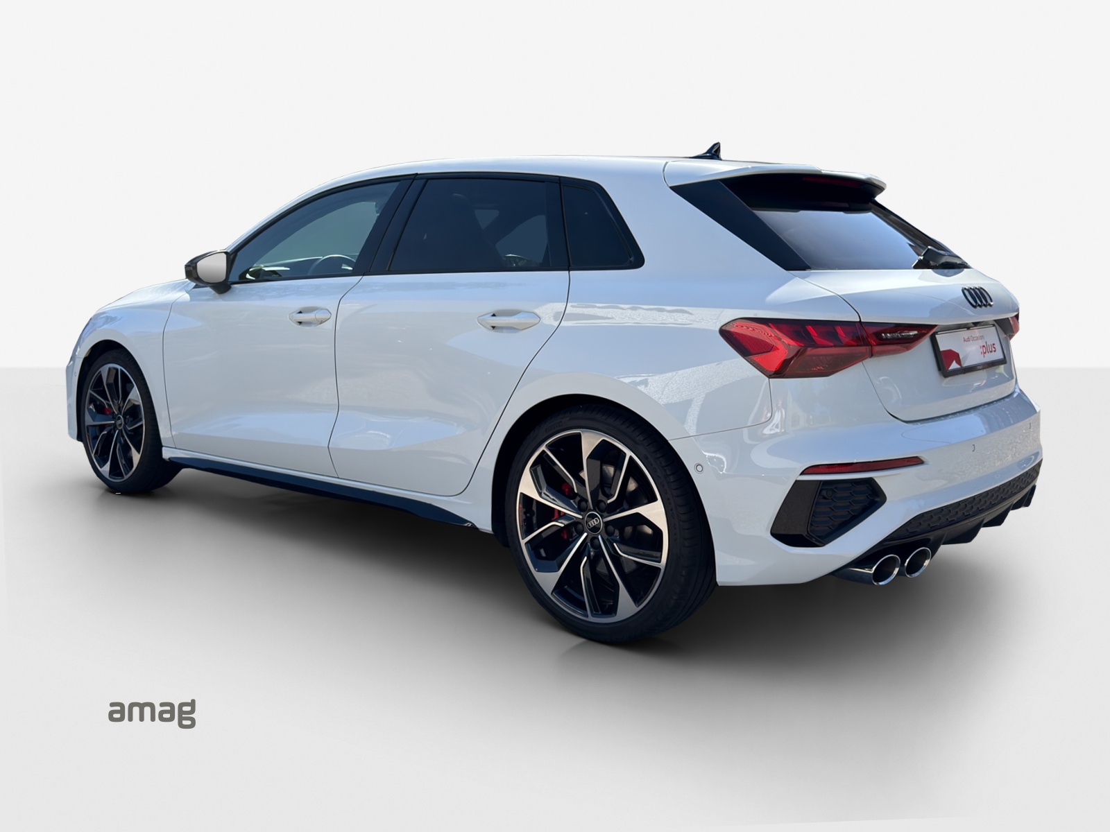 AUDI S3 Sportback 2.0 TFSI quattro S-tronic-image-2