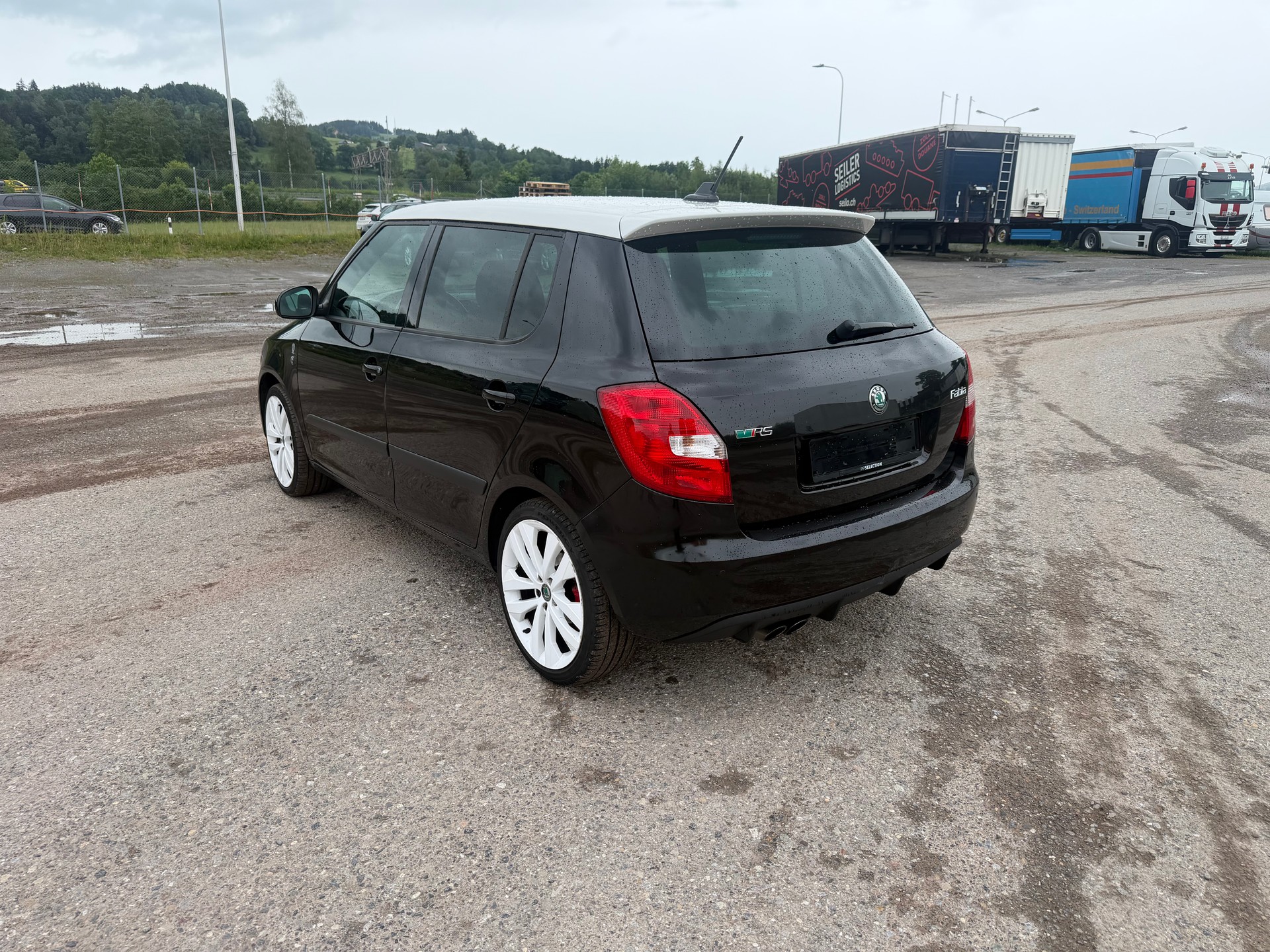 SKODA Fabia 1.4 TSI RS Edition S2000 DSG-image-4
