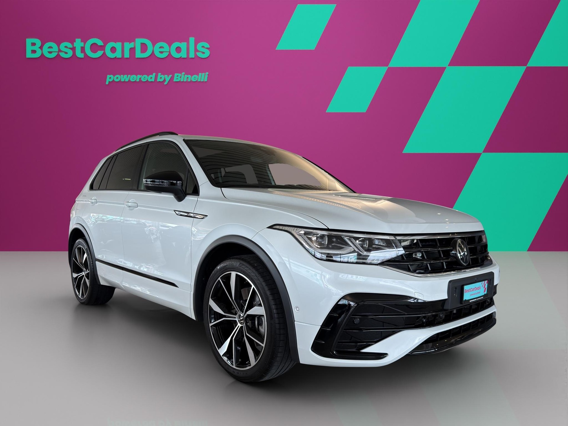 VW Tiguan 2.0 Black Style TSI R-Line DSG-image-0