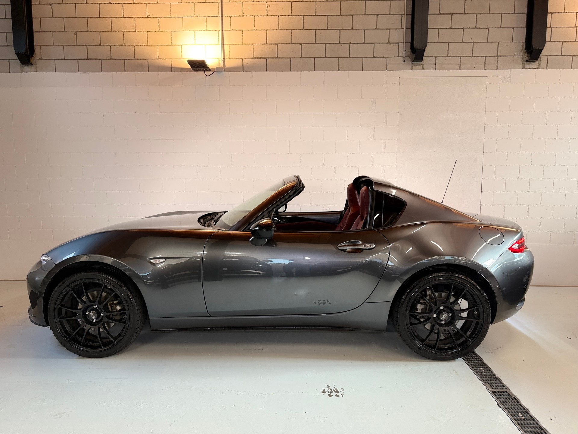 MAZDA MX-5 RF SKYACTIV-G 184 Revolution-image-1