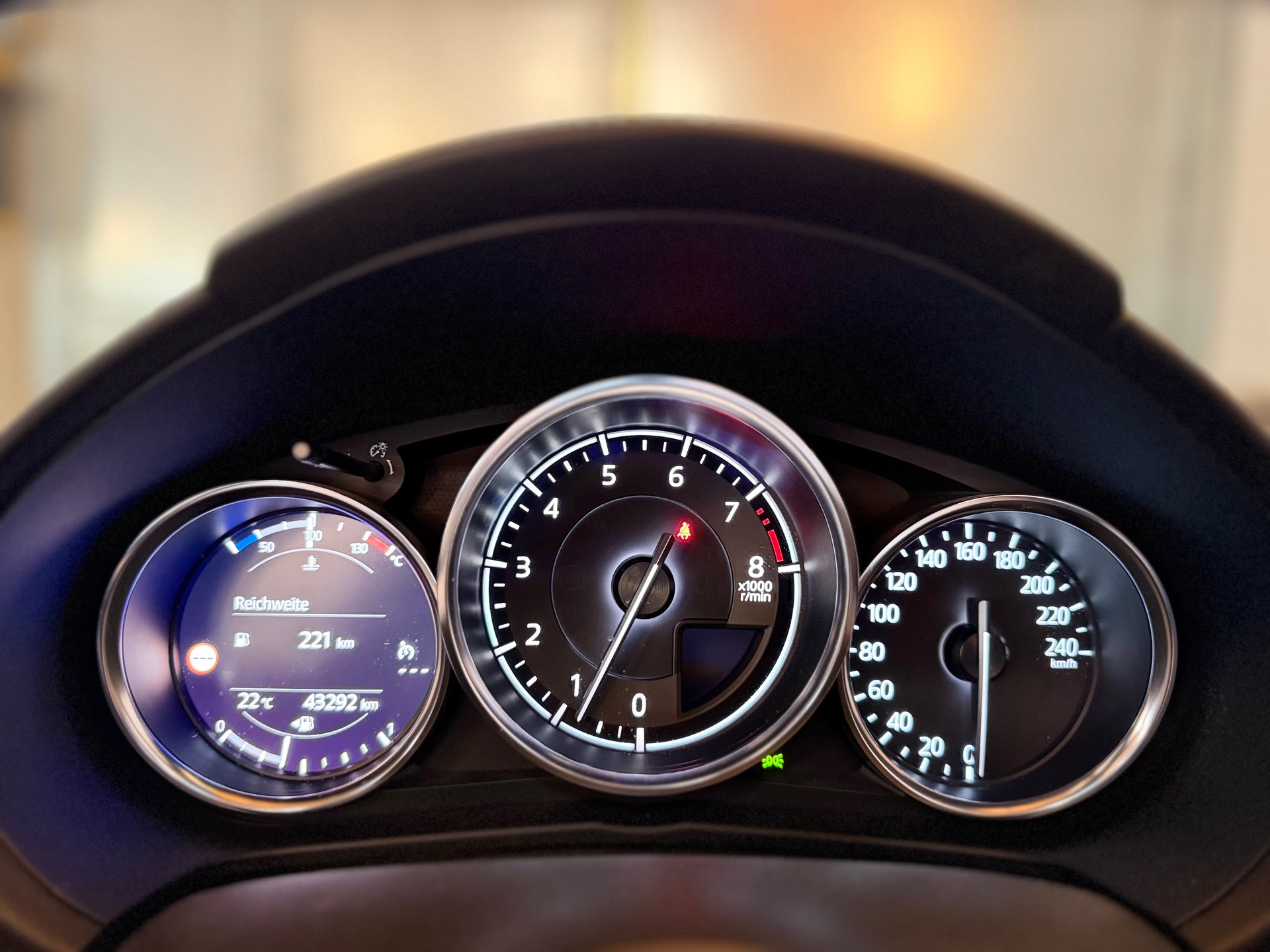 MAZDA MX-5 RF SKYACTIV-G 184 Revolution-image-16