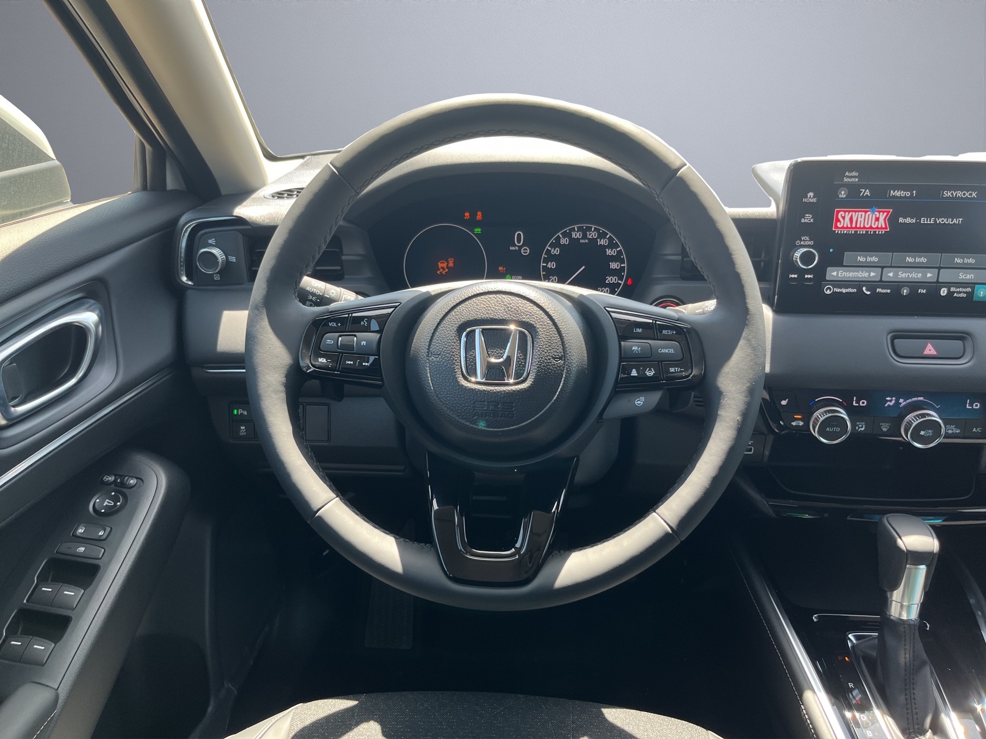 HONDA HR-V 1.5 i-MMD Advance-image-9