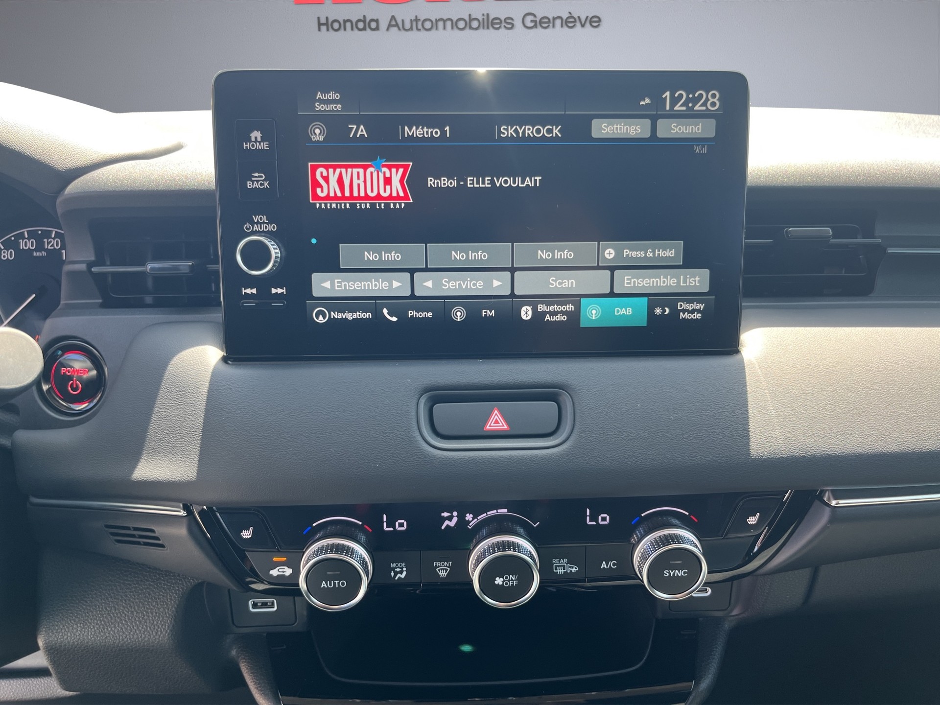 HONDA HR-V 1.5 i-MMD Advance-image-14