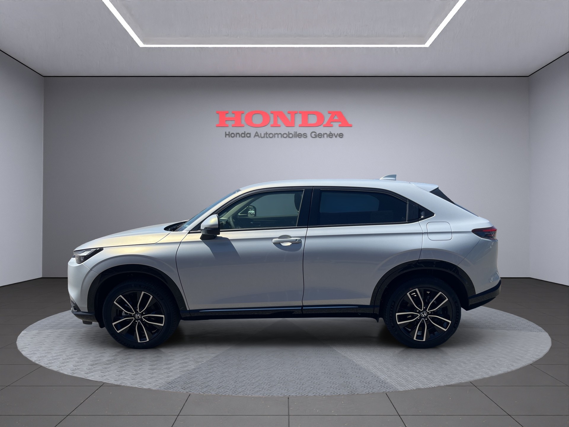 HONDA HR-V 1.5 i-MMD Advance-image-4