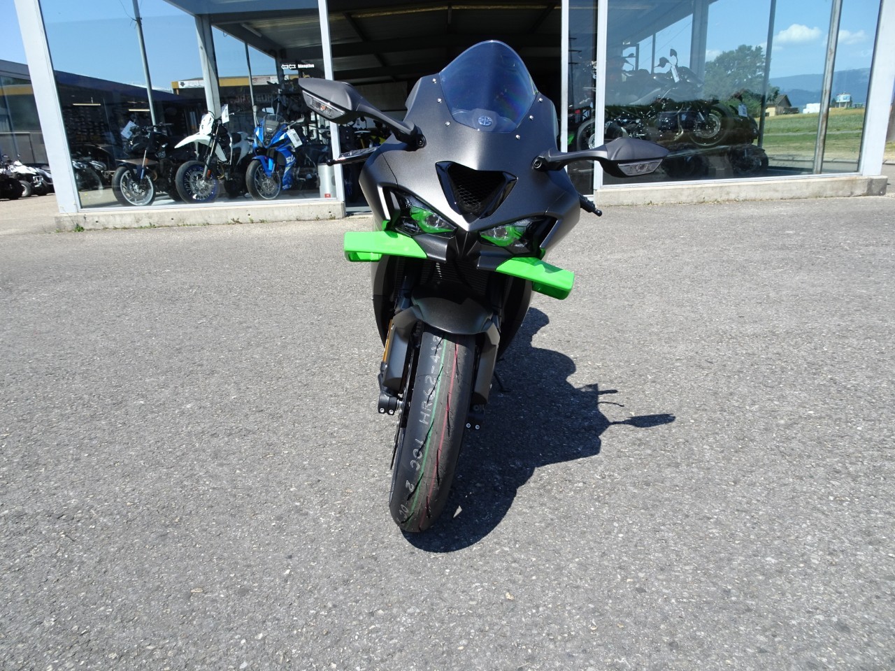KAWASAKI Ninja ZX-10R-showroom-element-3