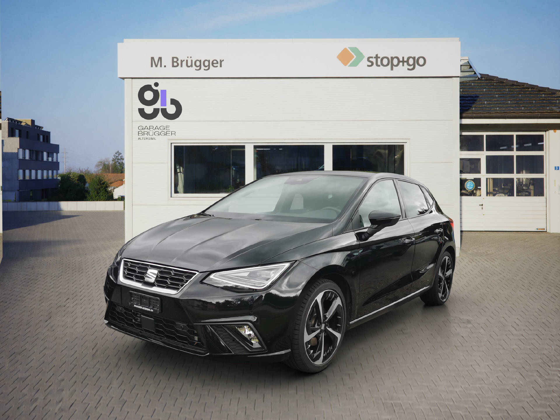 SEAT Ibiza 1.0 TSI 110 FR DSG-image-0