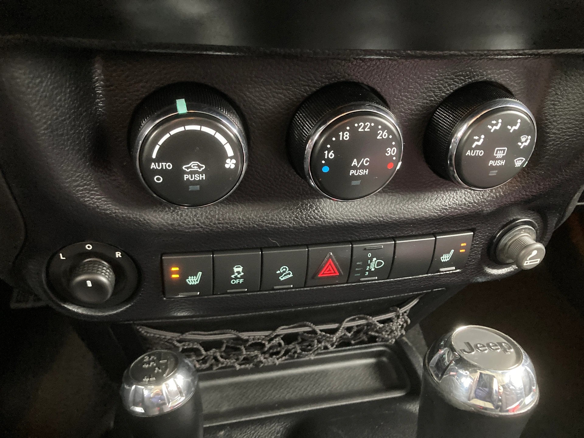 JEEP Wrangler 2.8CRD Unlimited Sport Automatic softtop-image-10