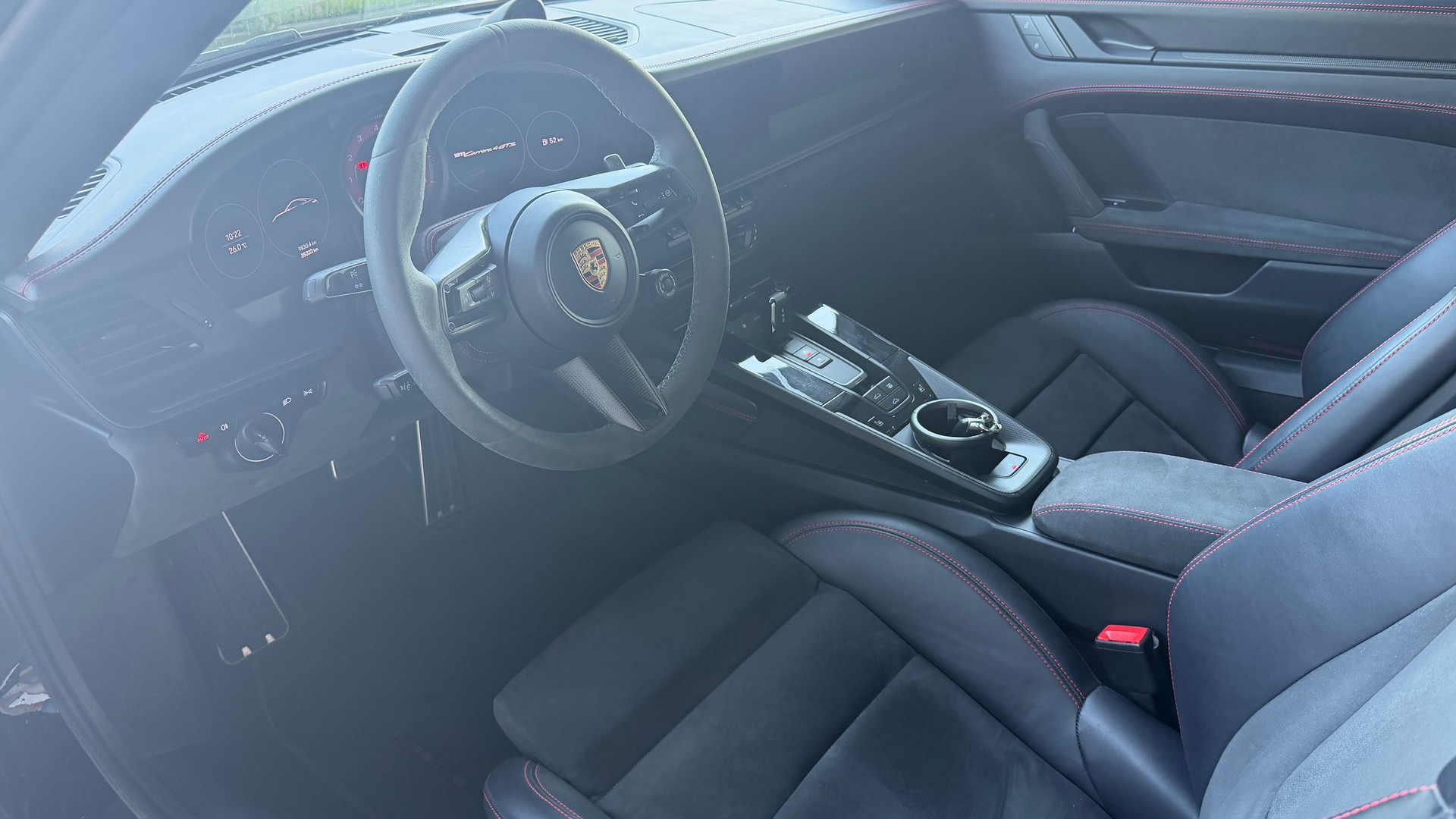 PORSCHE 911 Coupé 3.0 Carrera 4 GTS PDK-image-2