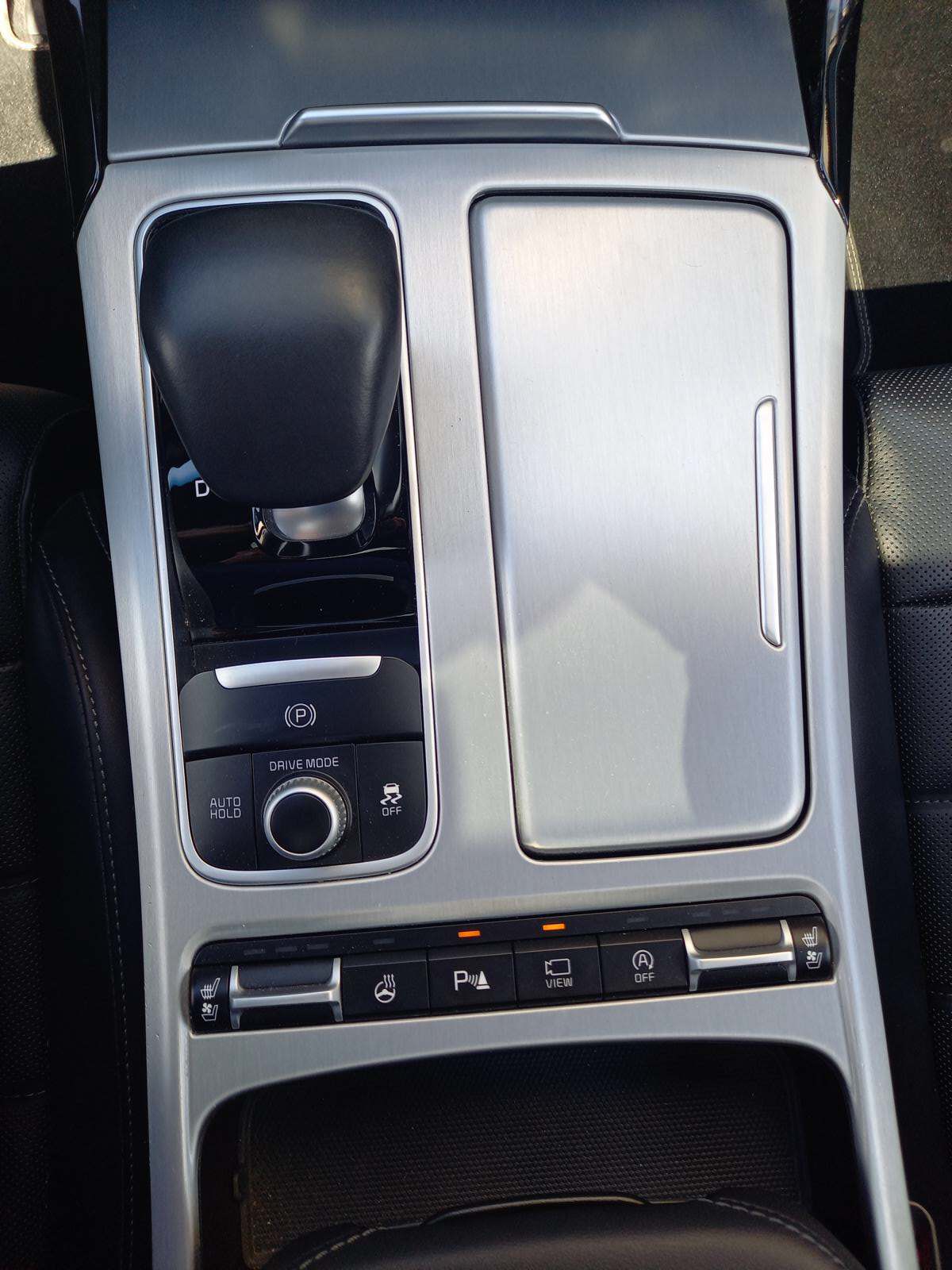 KIA Stinger 3.3 T-GDi GT Automat AWD-image-8