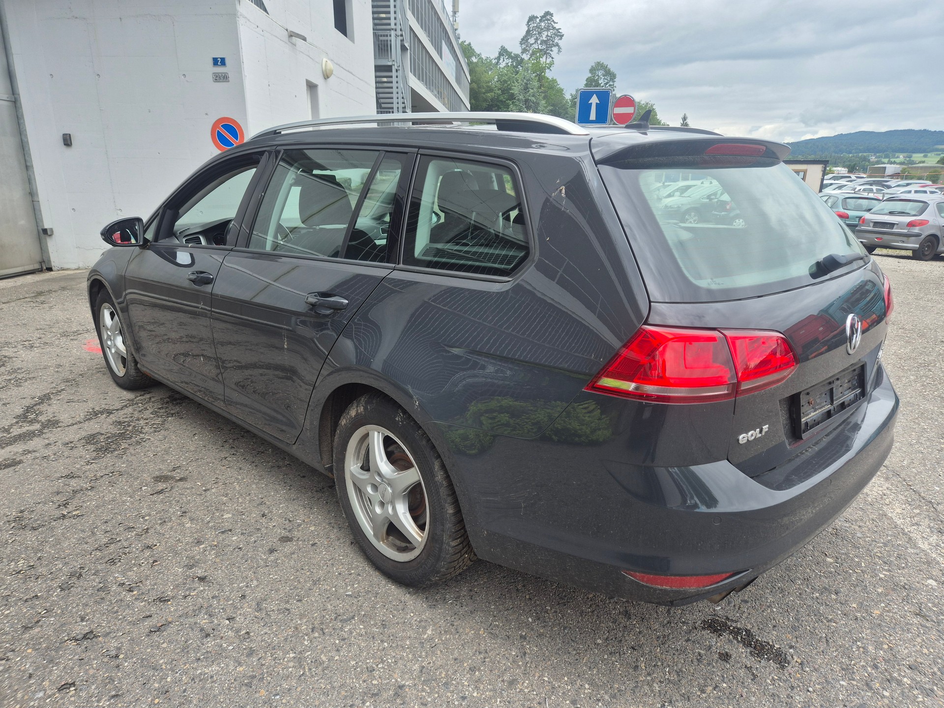 VW Golf 2.0 TDI Comfortline 4Motion-image-6