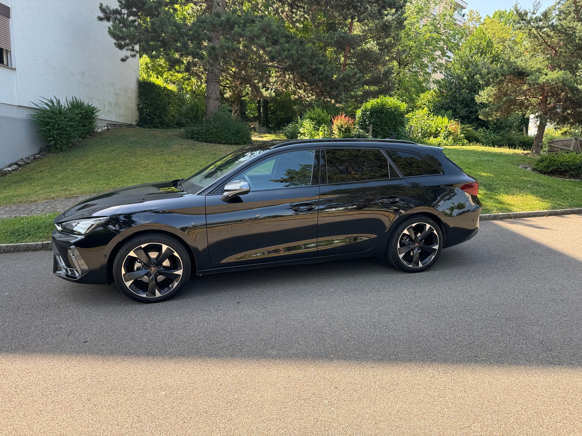 CUPRA ST-image-2