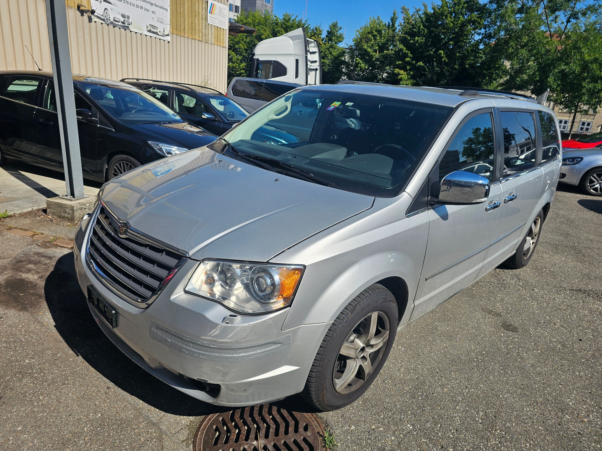 CHRYSLER Grand Voyager 2.8 CRD Classic Line Plus Automatic-image-0