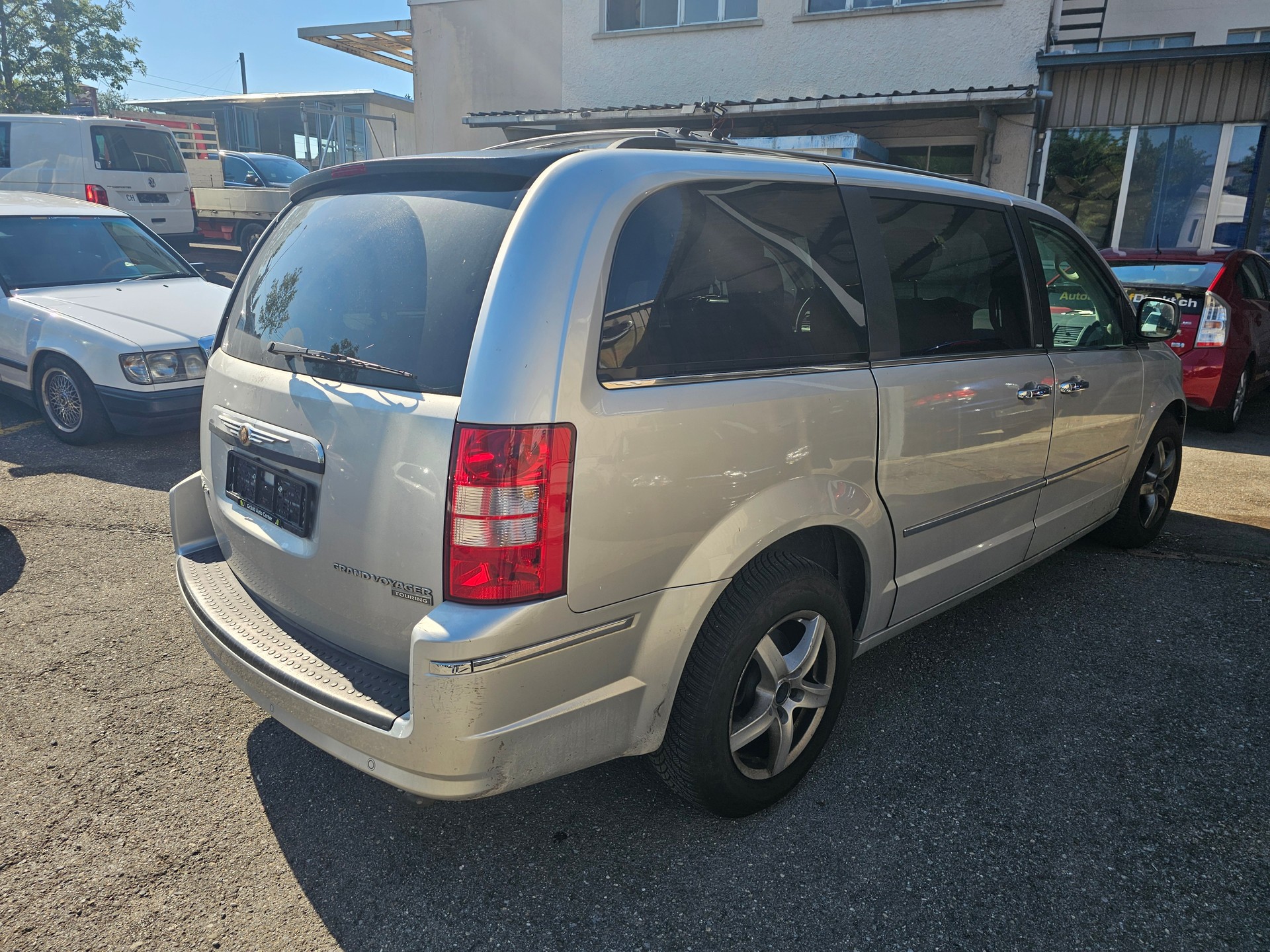 CHRYSLER Grand Voyager 2.8 CRD Classic Line Plus Automatic-image-3