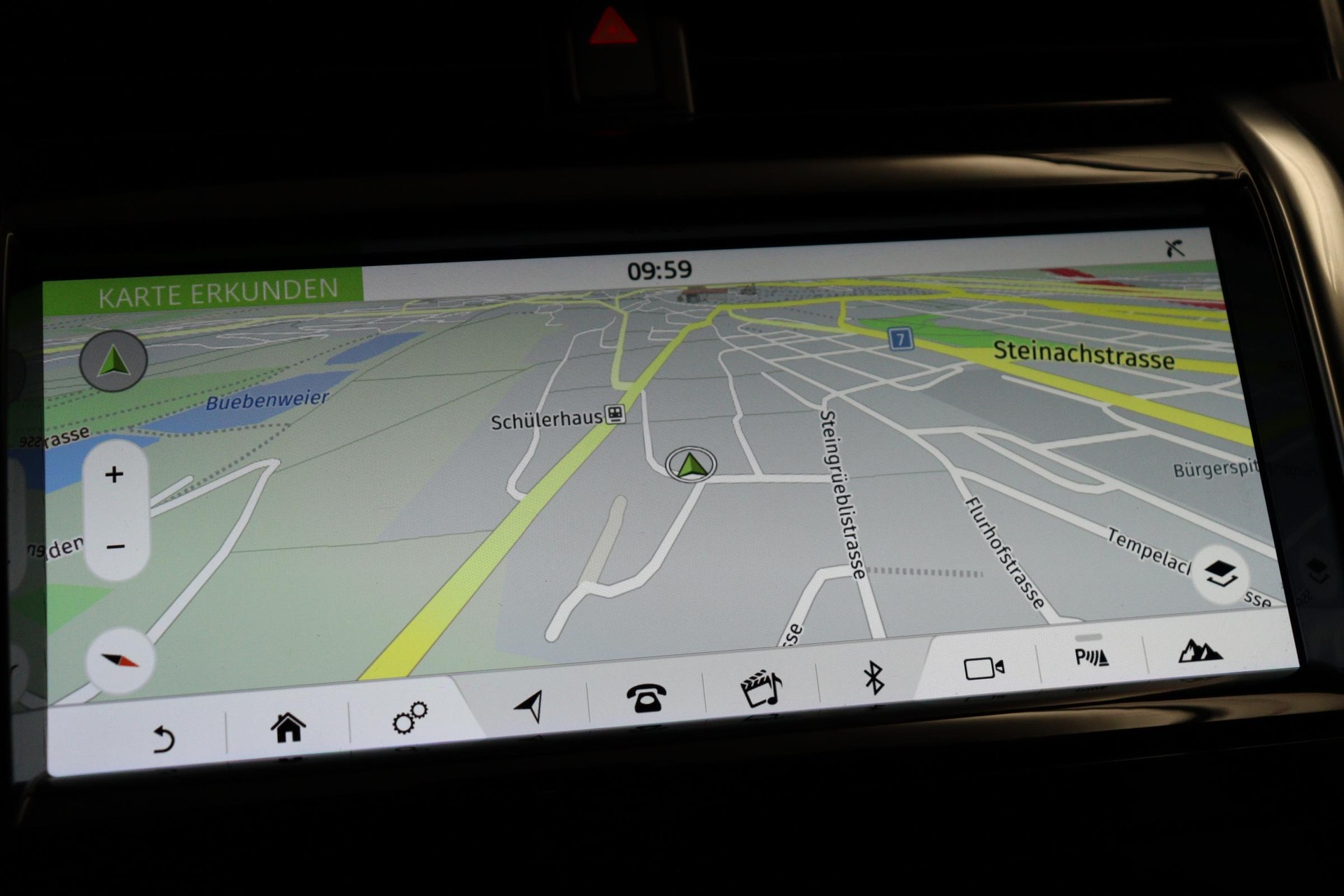 LAND ROVER Discovery Sport 2.0 Si4 SE-image-5