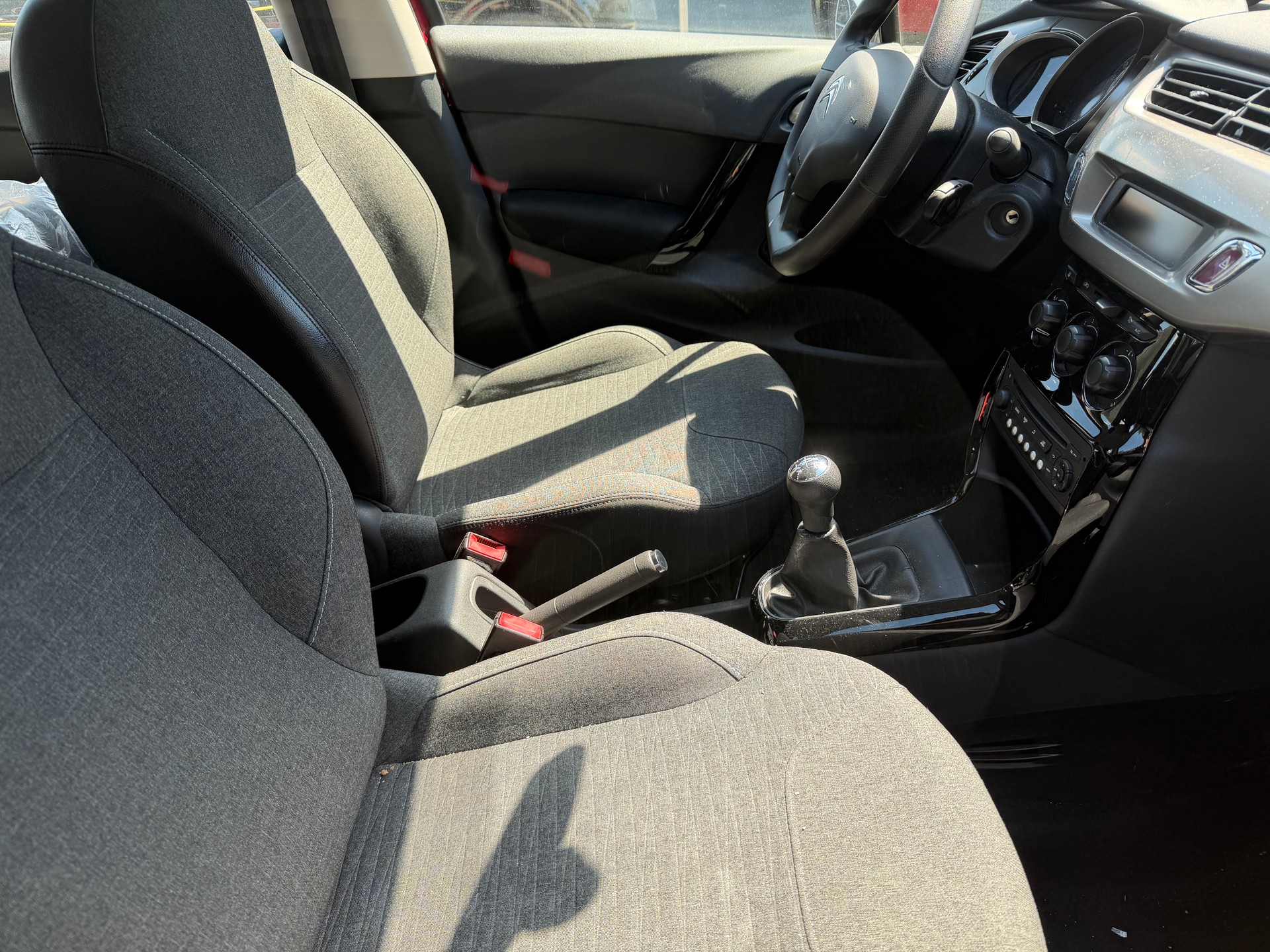 CITROEN C3 1.2i Séduction-image-7