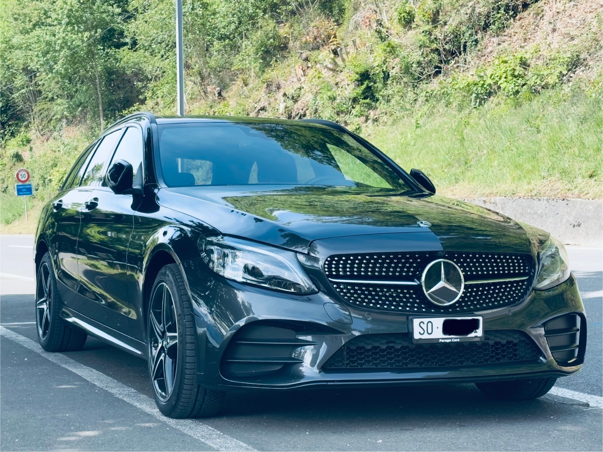 MERCEDES-BENZ C 220 d Swiss Star AMG Line 4m-image-1