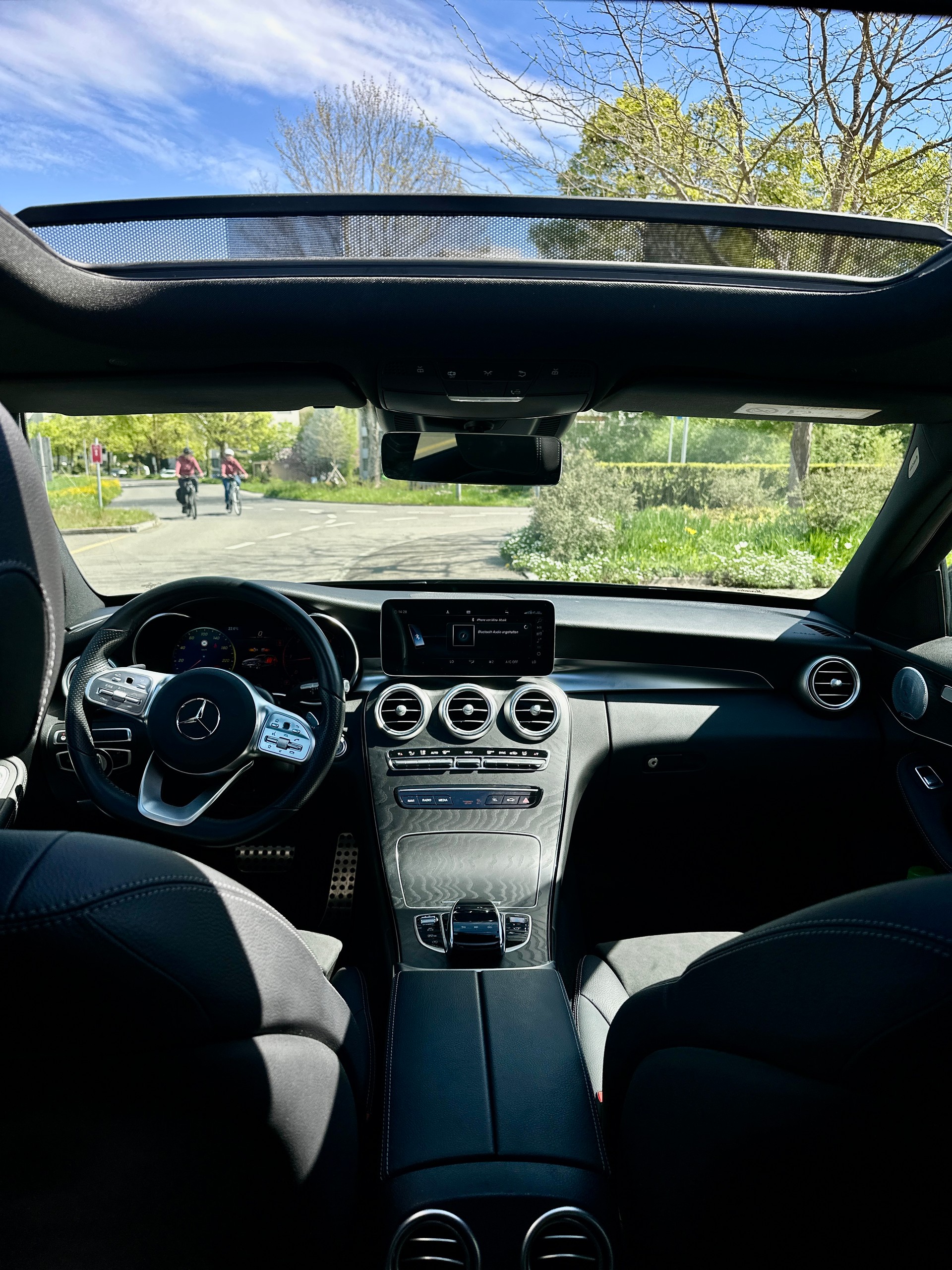 MERCEDES-BENZ C 220 d Swiss Star AMG Line 4m-image-2