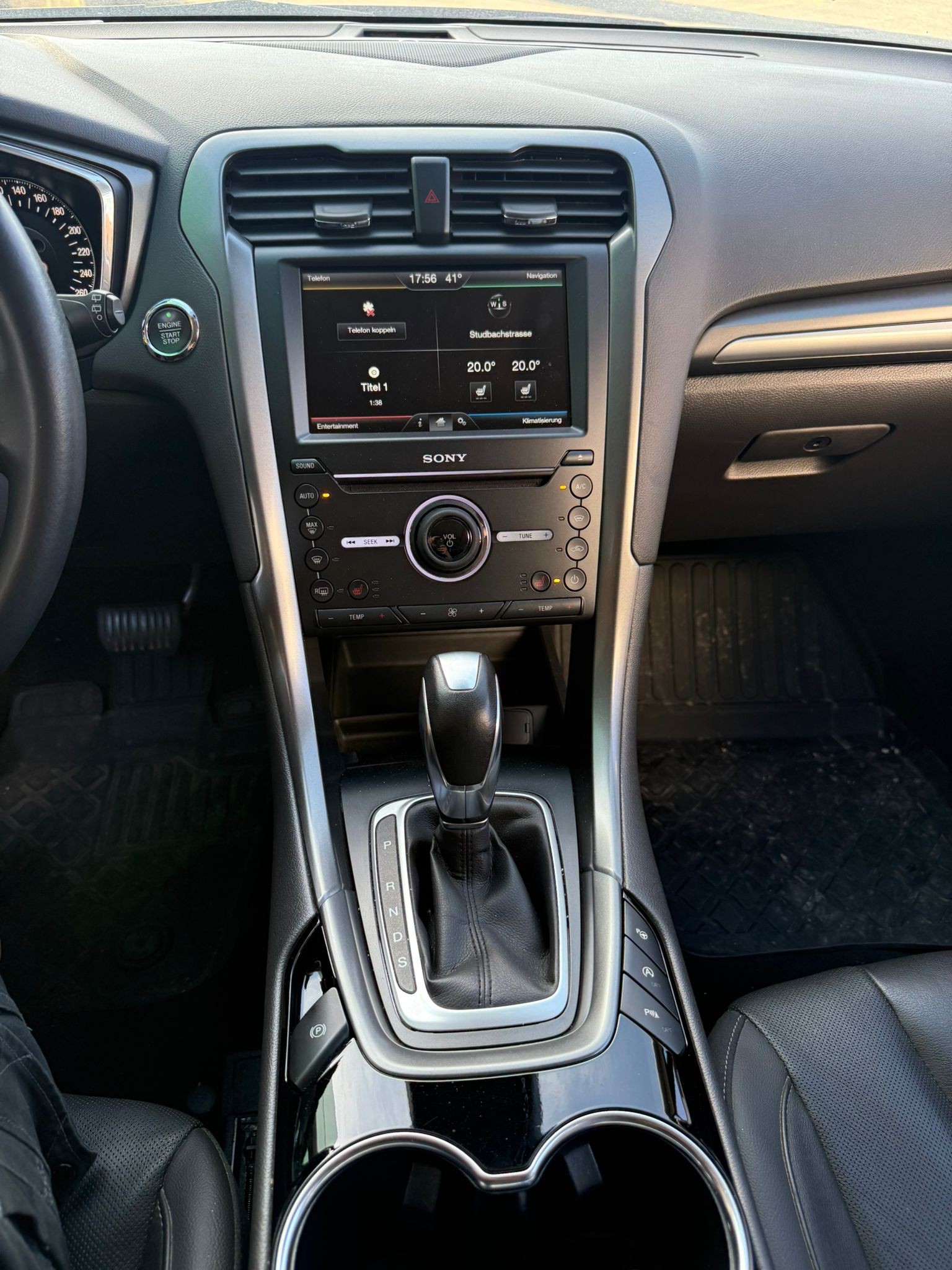 FORD Mondeo 2.0 TDCi Titanium AWD PowerShift-image-15