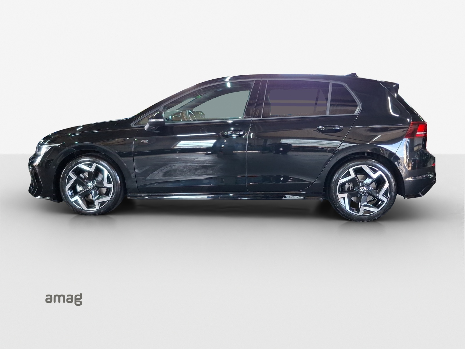 VW Golf 1.5 e TSI mHEV R-Line DSG-showroom-element-1