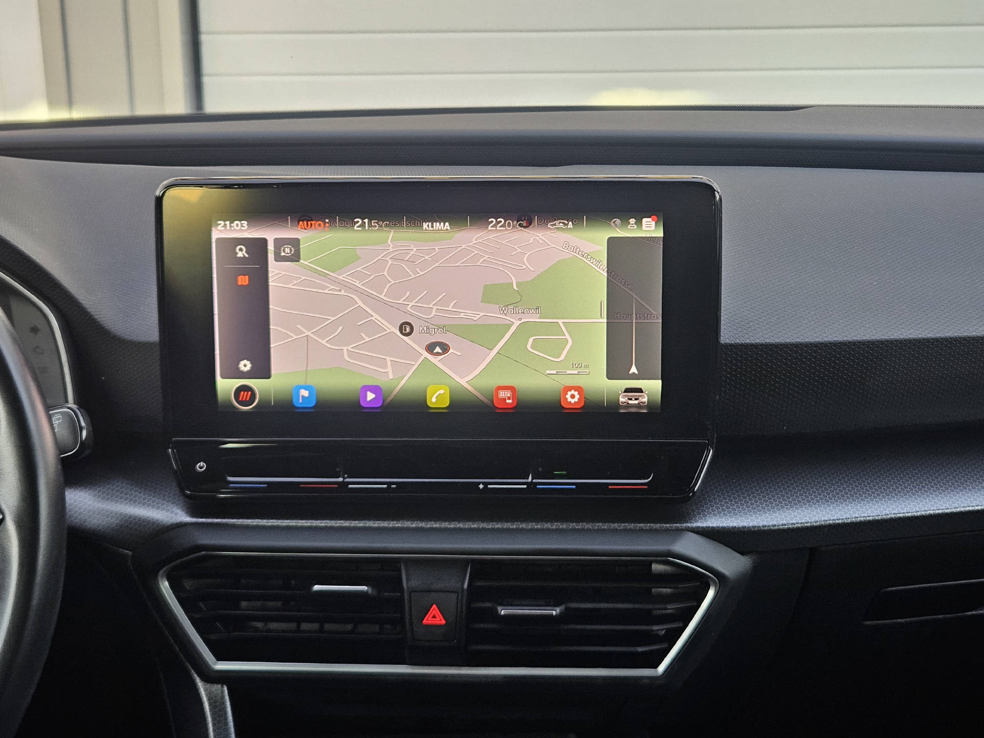 SEAT Leon ST 2.0 TDI Style DSG* Navi * Abstandsregeltempomat ACC *-image-7