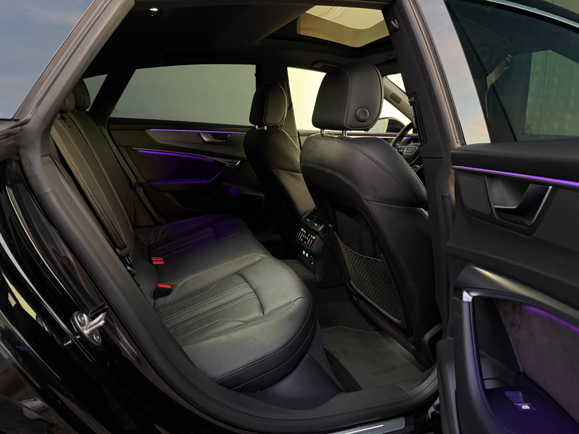 AUDI A7 Sportback 55 TFSI quattro S-tronic-image-13