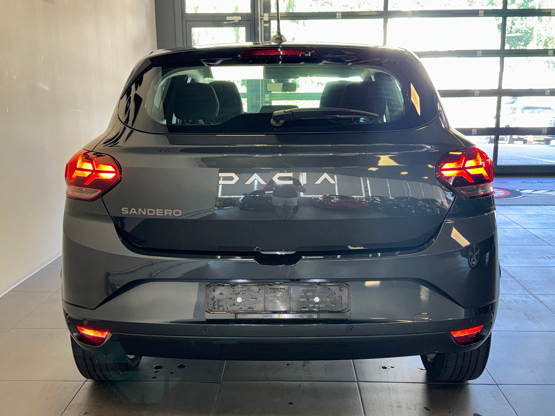 DACIA Sandero TCe 90 Expression CVT-image-3