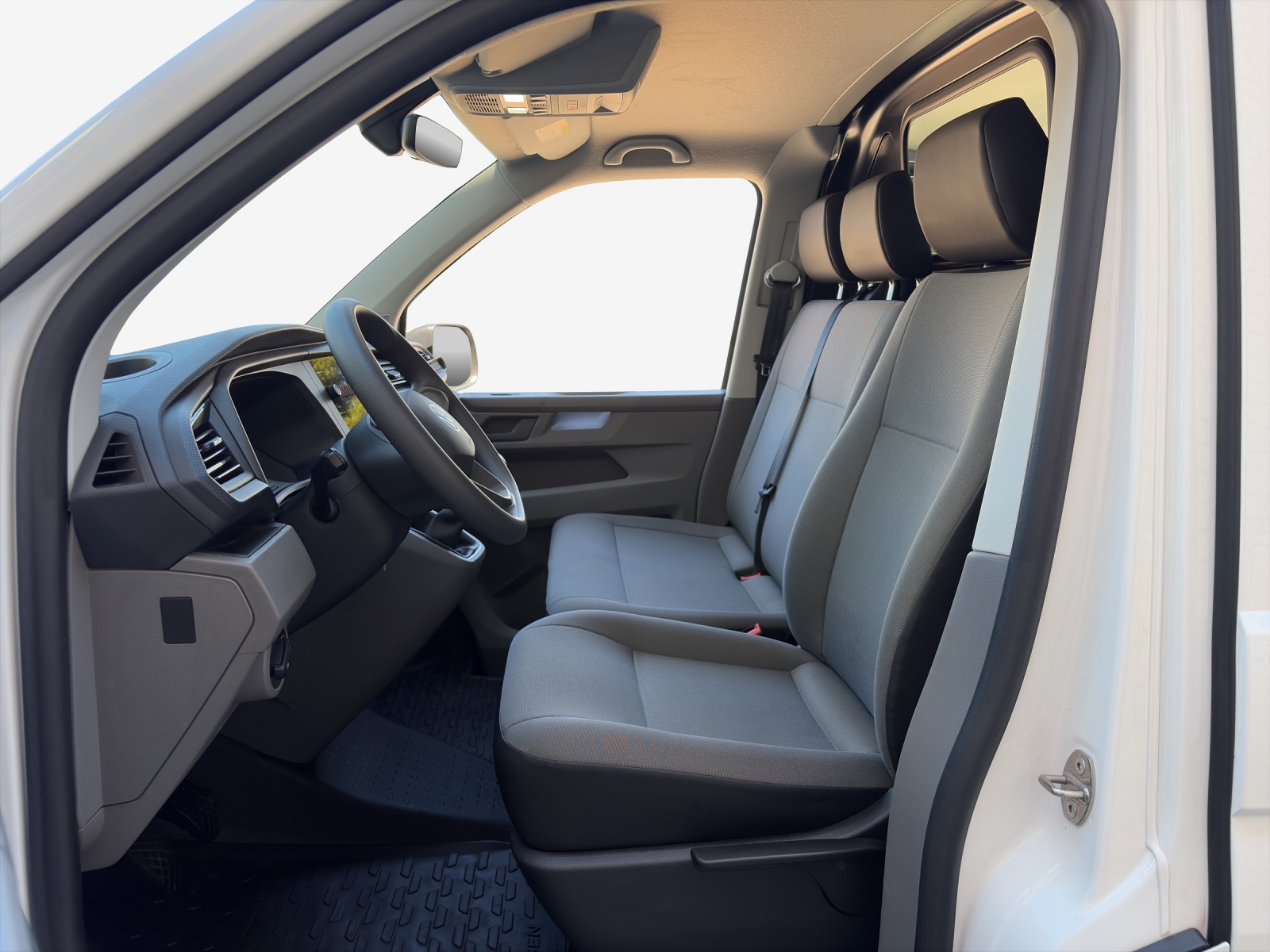 VW T6.1 2.0 TDI-image-7