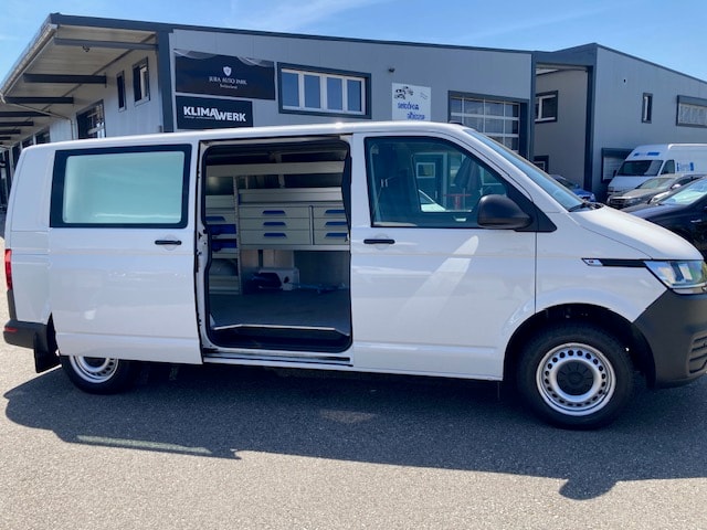 VW T6.1 2.0 TDI 4Motion DSG-image-3