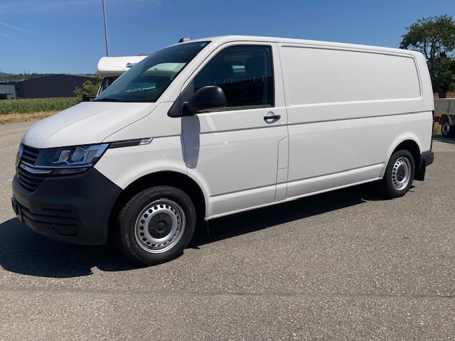 VW T6.1 2.0 TDI 4Motion DSG-image-2