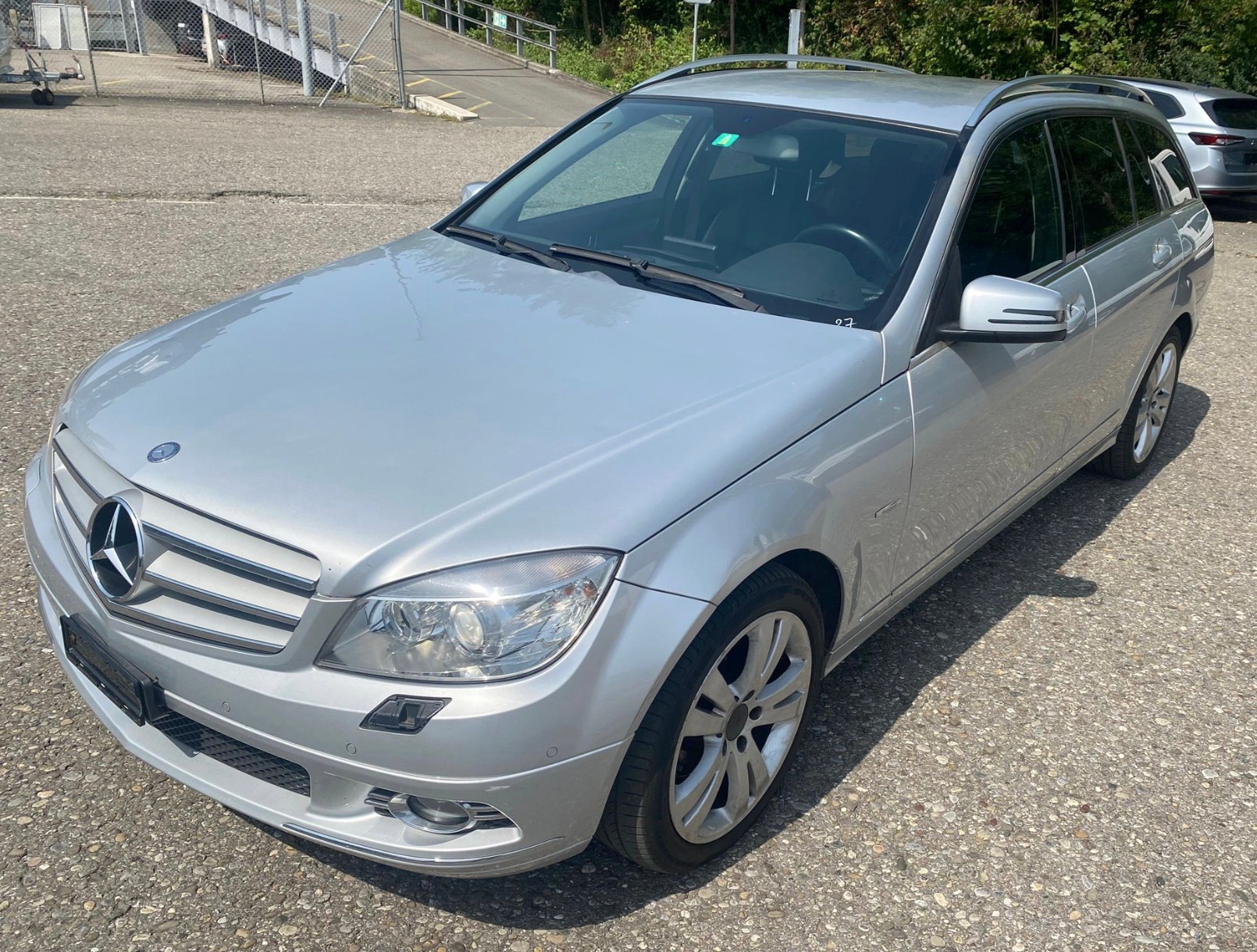 MERCEDES-BENZ C 230 Avantgarde-image-1