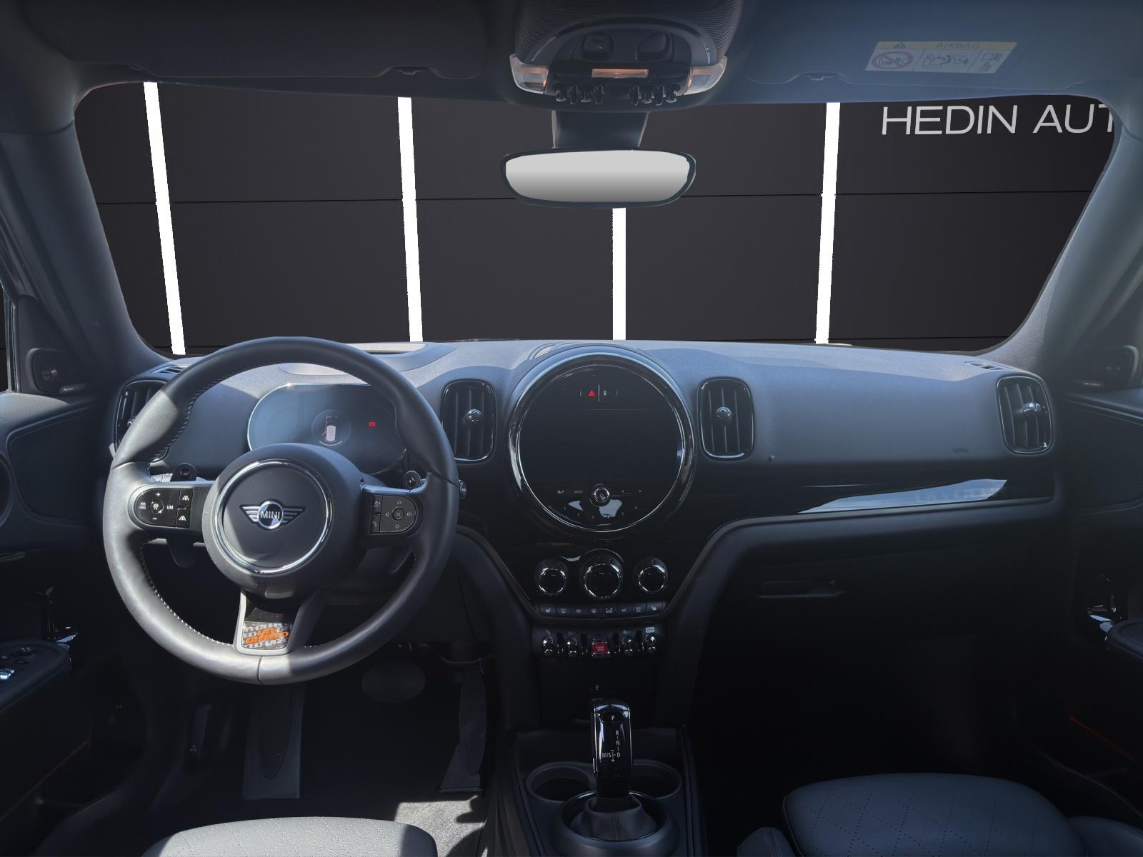 MINI Countryman F60 2.0i Cooper S ALL4-image-11