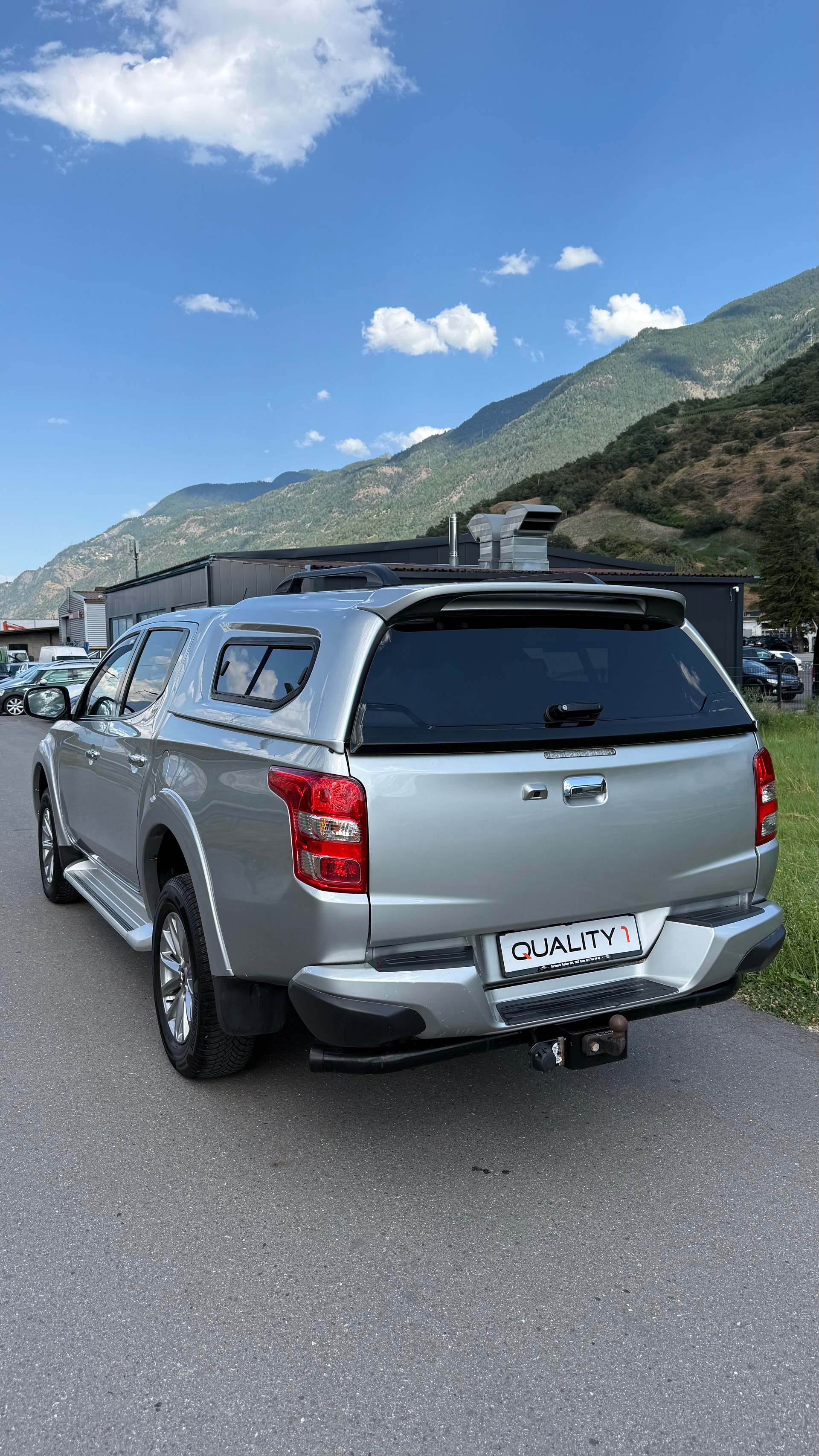 MITSUBISHI L 200 2.4 Style Double Cab A-image-5