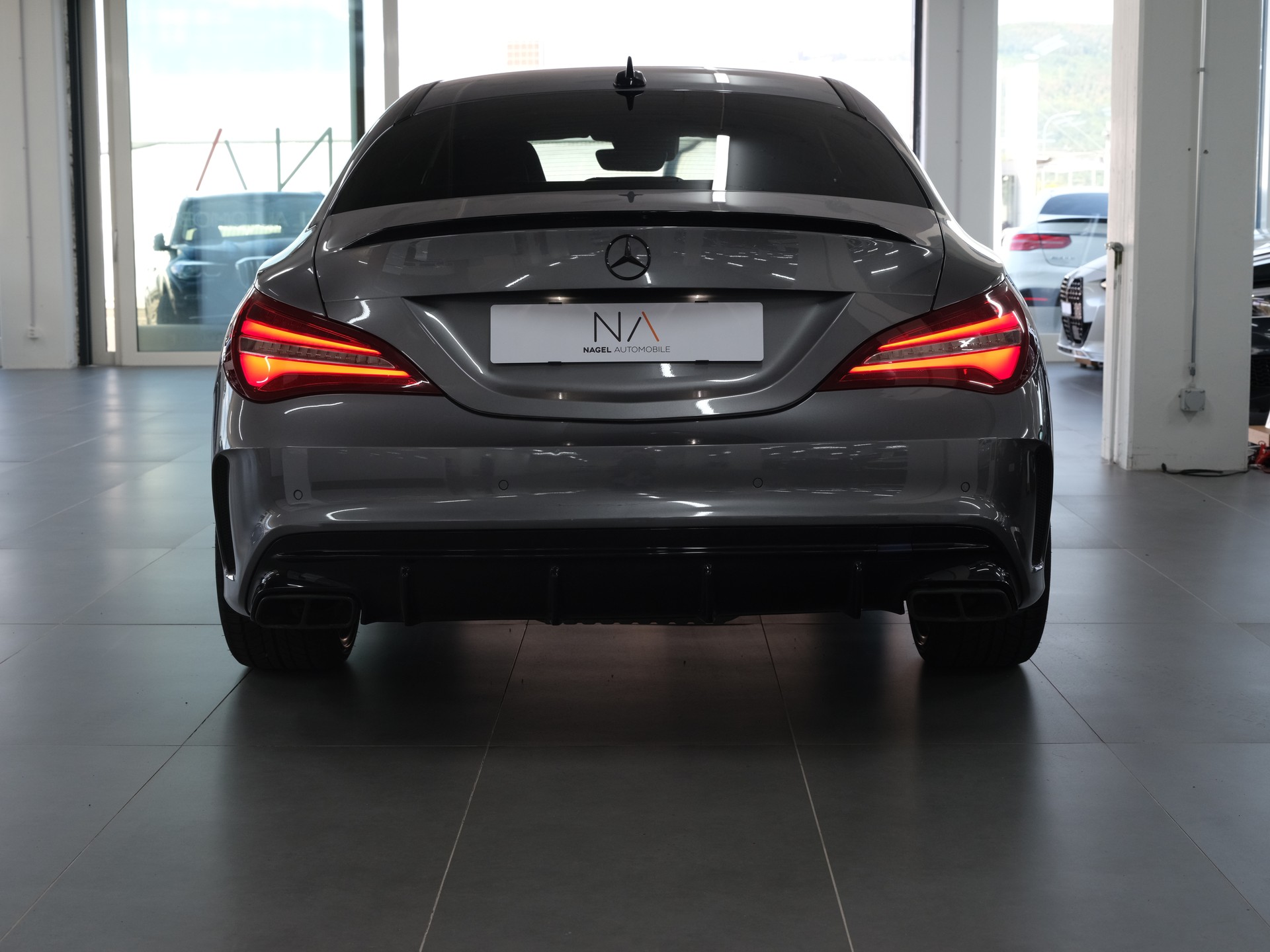 MERCEDES-BENZ CLA 45 AMG 4Matic Speedshift *Performance Abgassanlage* *CarPlay* *Edition One*-image-3