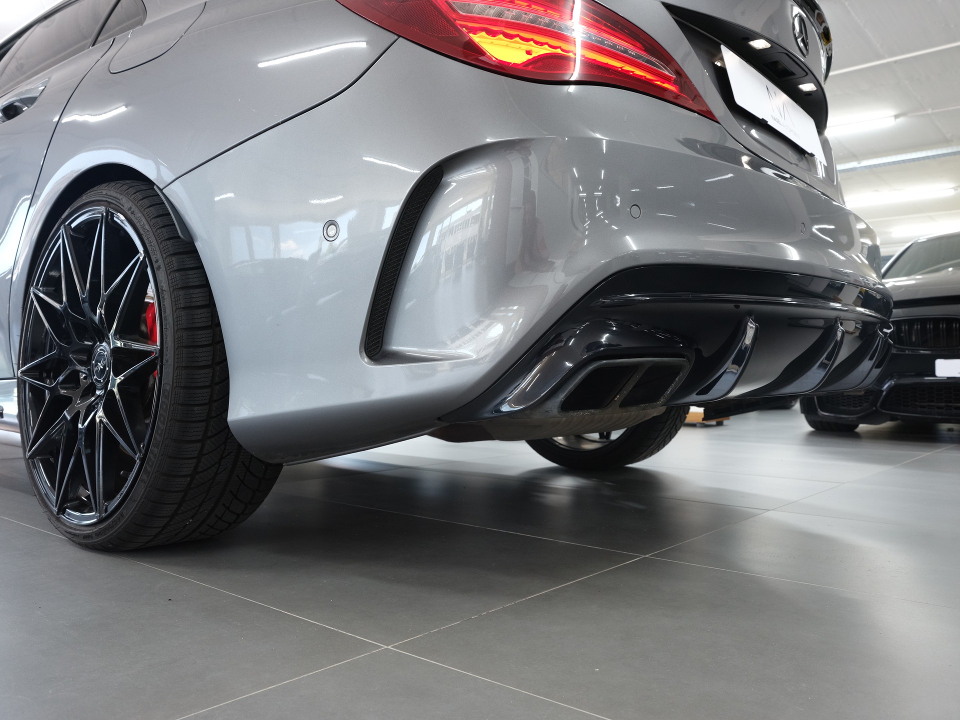 MERCEDES-BENZ CLA 45 AMG 4Matic Speedshift *Performance Abgassanlage* *CarPlay* *Edition One*-image-9